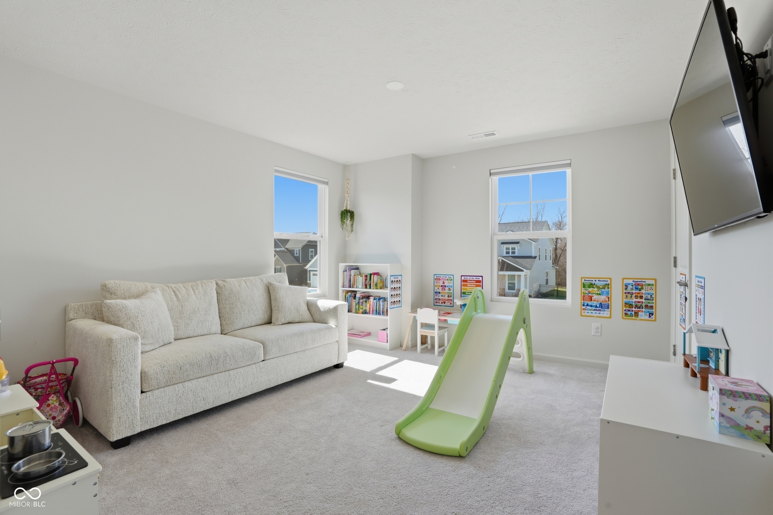 15398 Montfort Drive