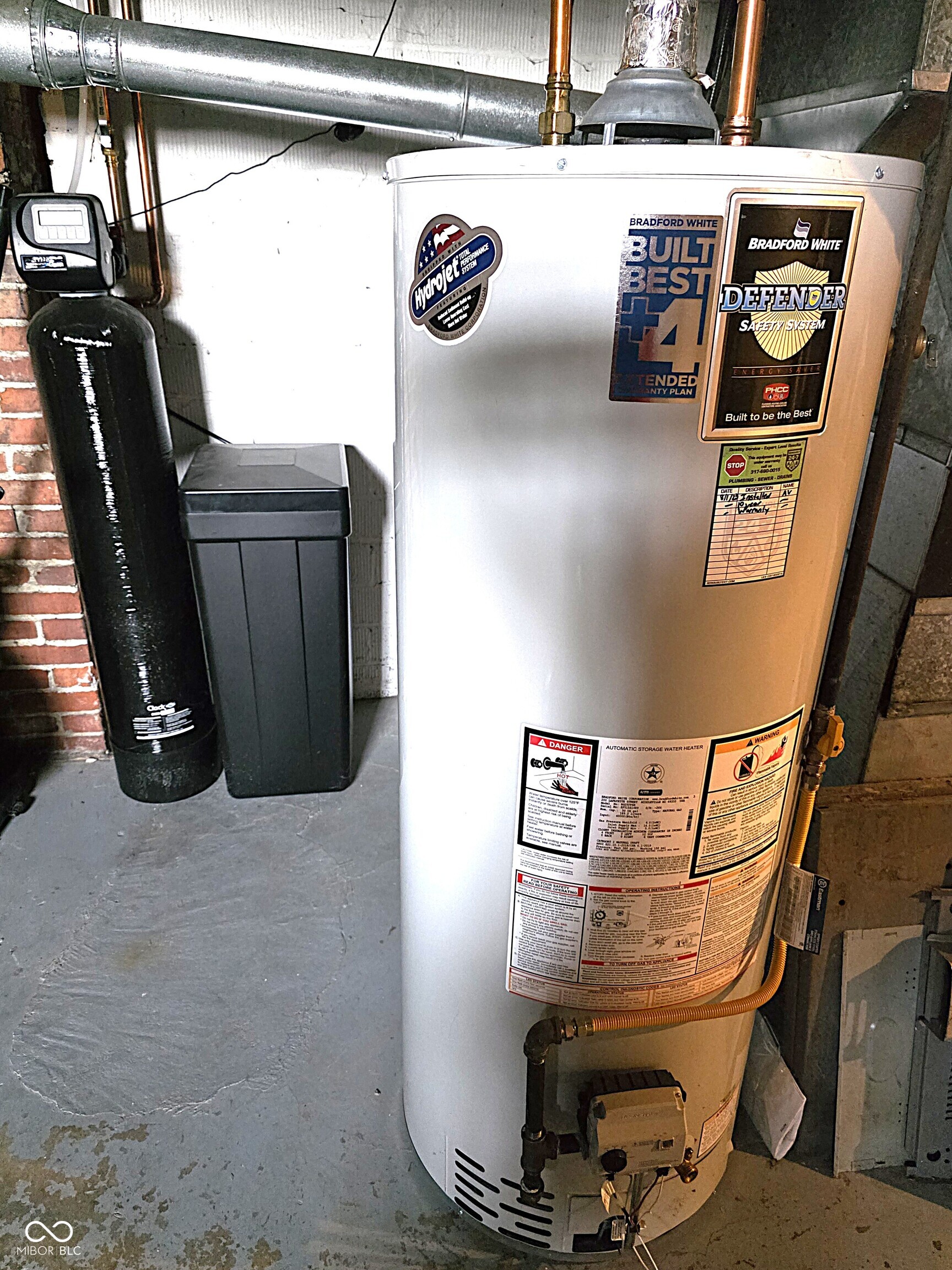 4231 Broadway Street