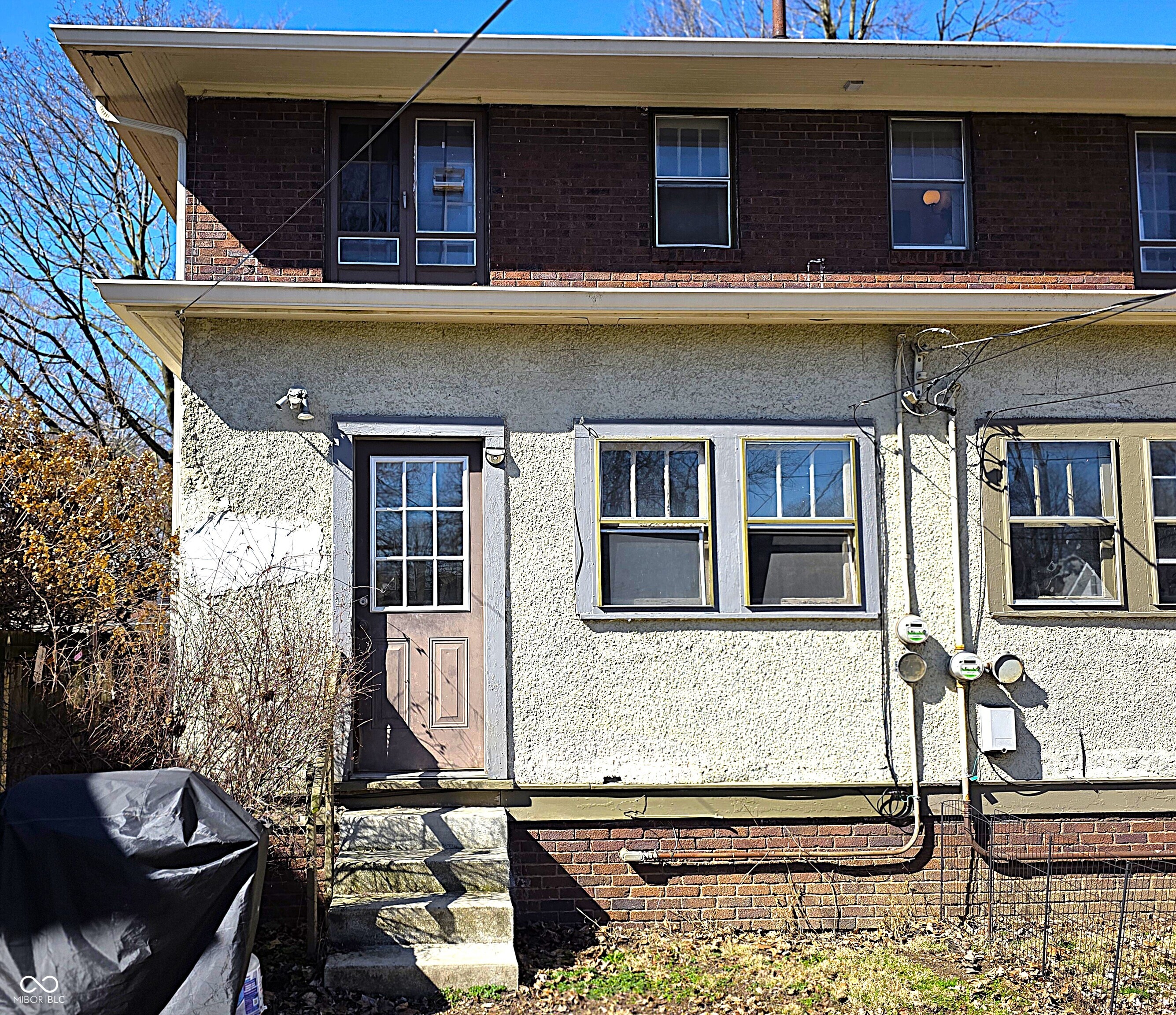 4231 Broadway Street