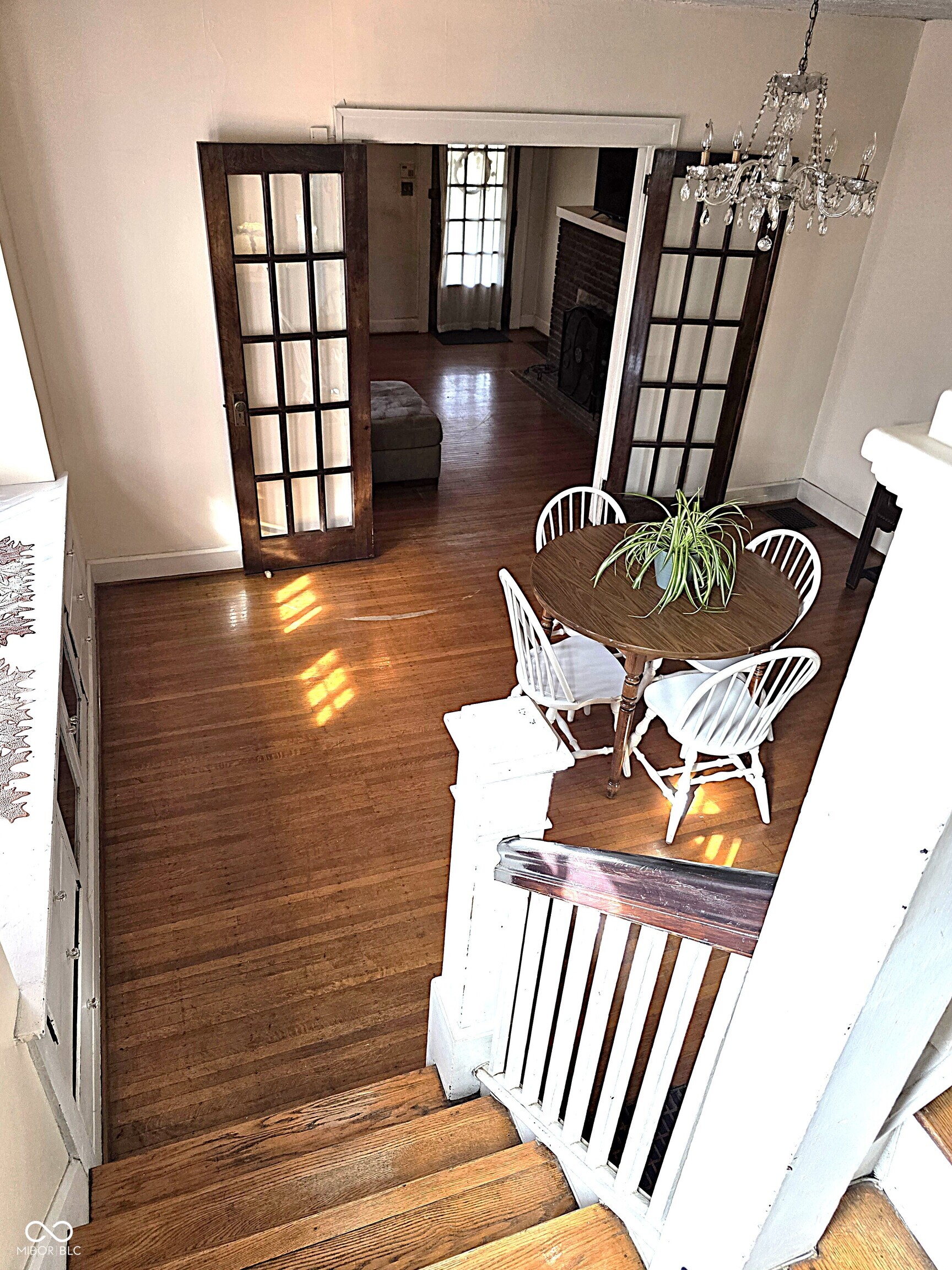 4231 Broadway Street