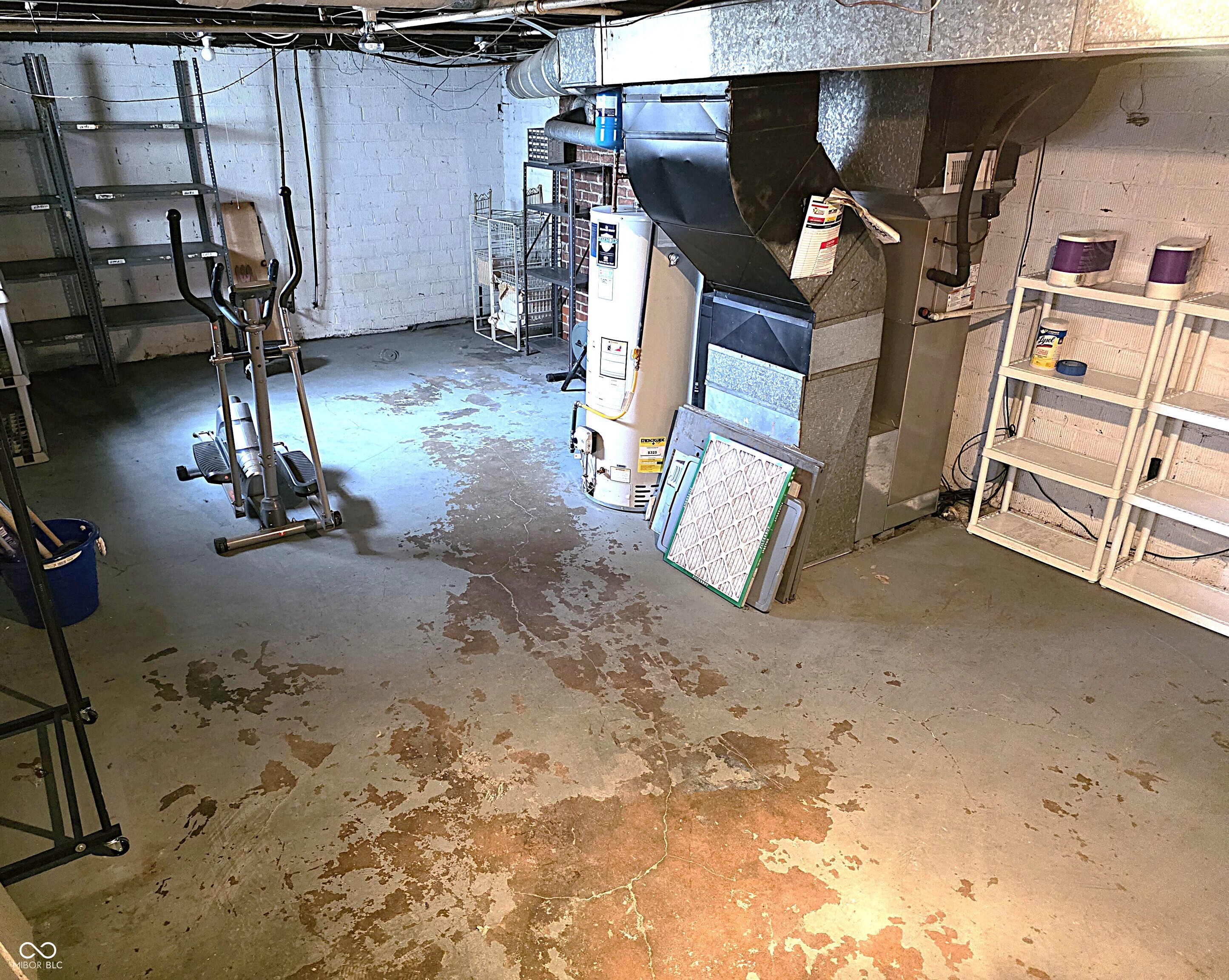 4231 Broadway Street