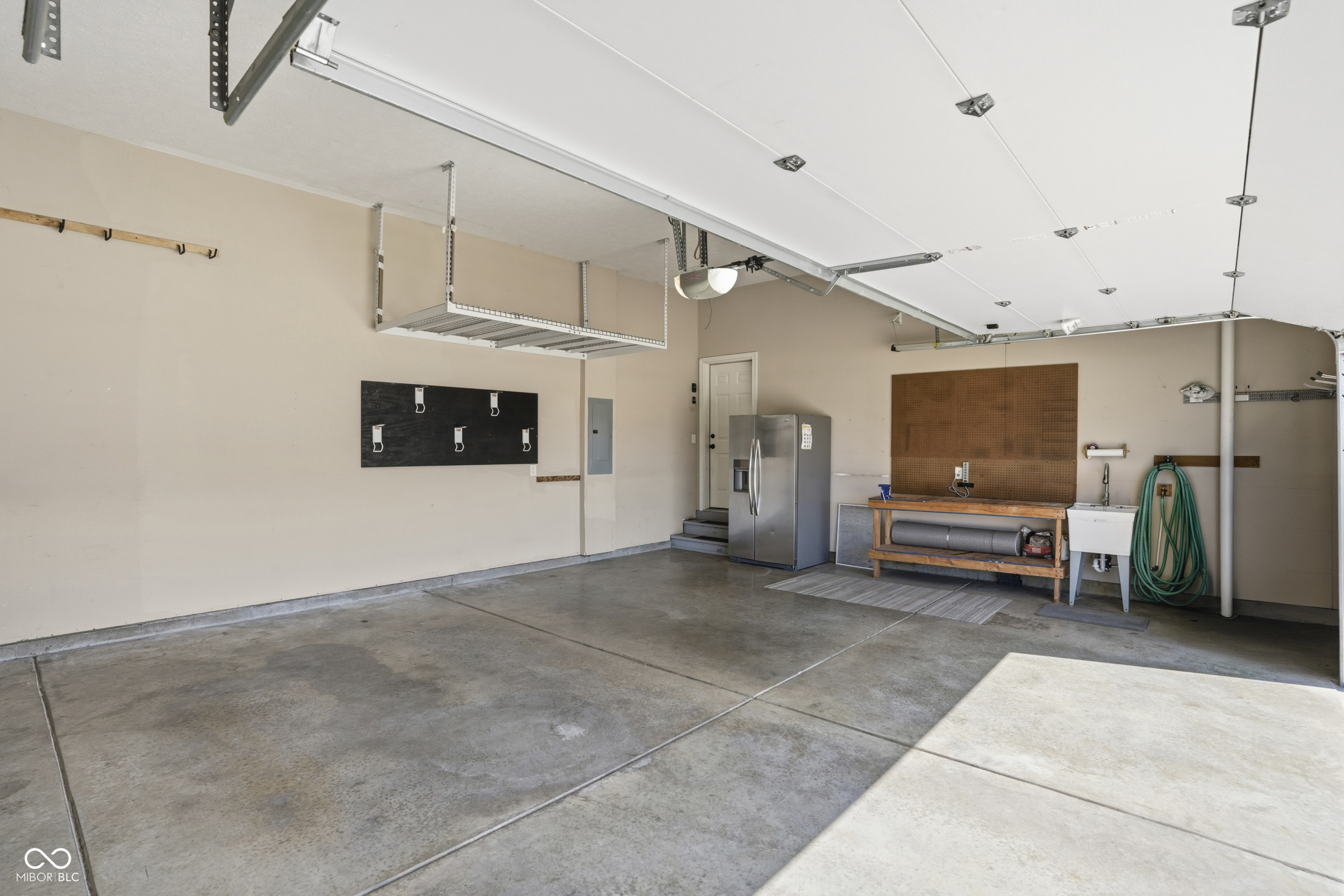 3895 Stonington Place