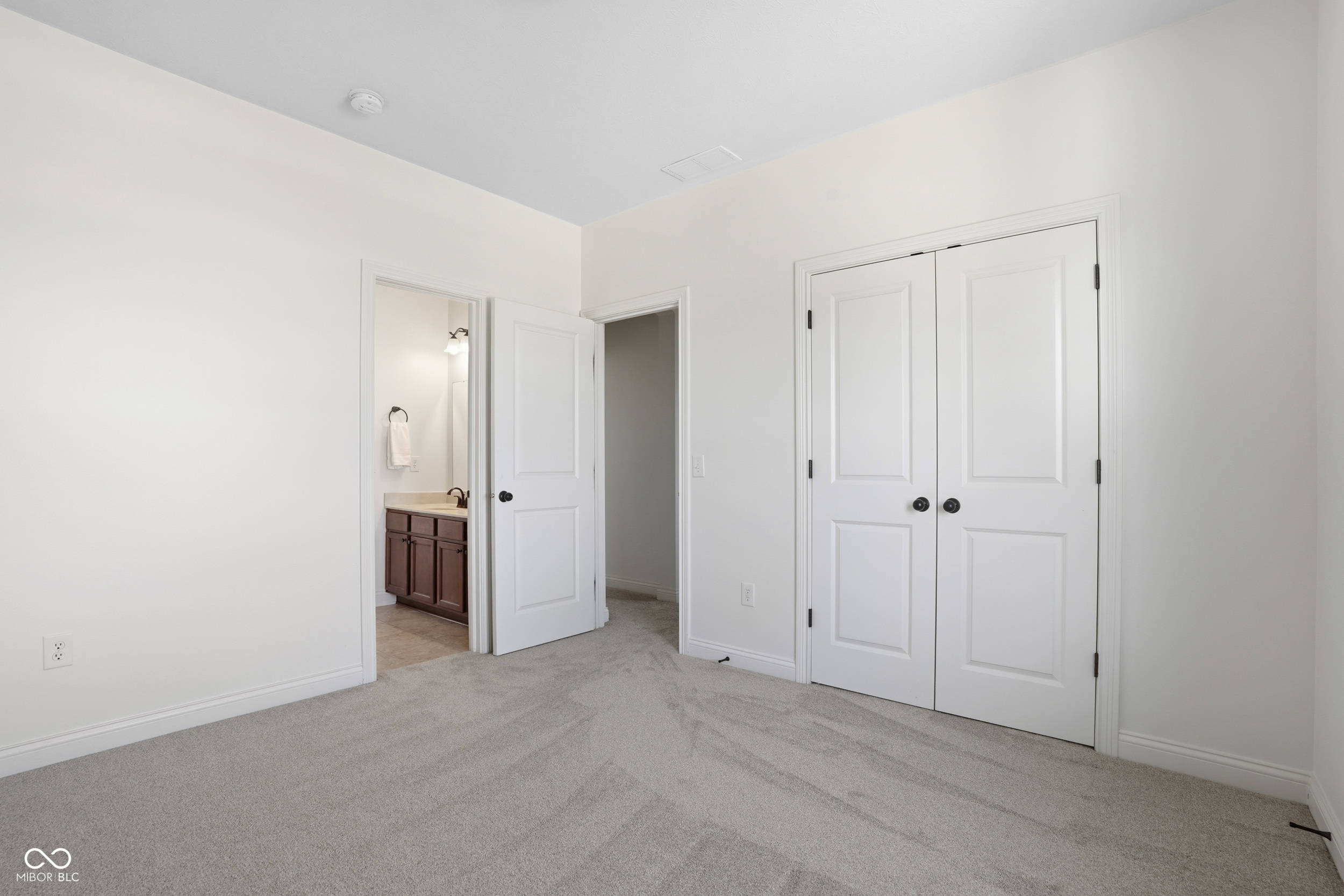 3895 Stonington Place