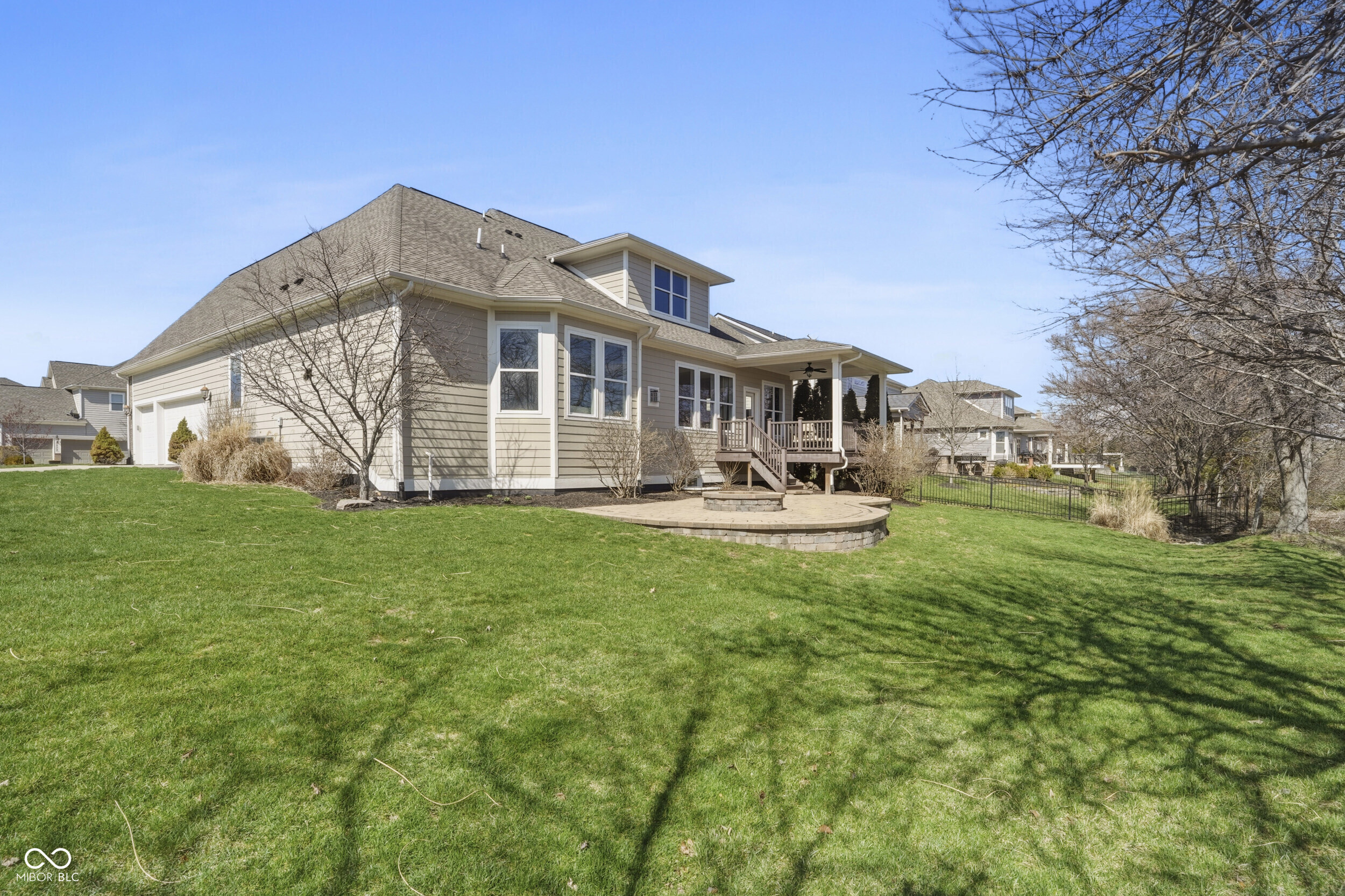 3895 Stonington Place