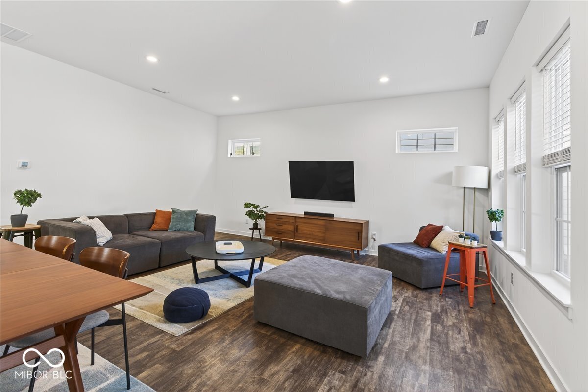 15340 Fenchurch Drive