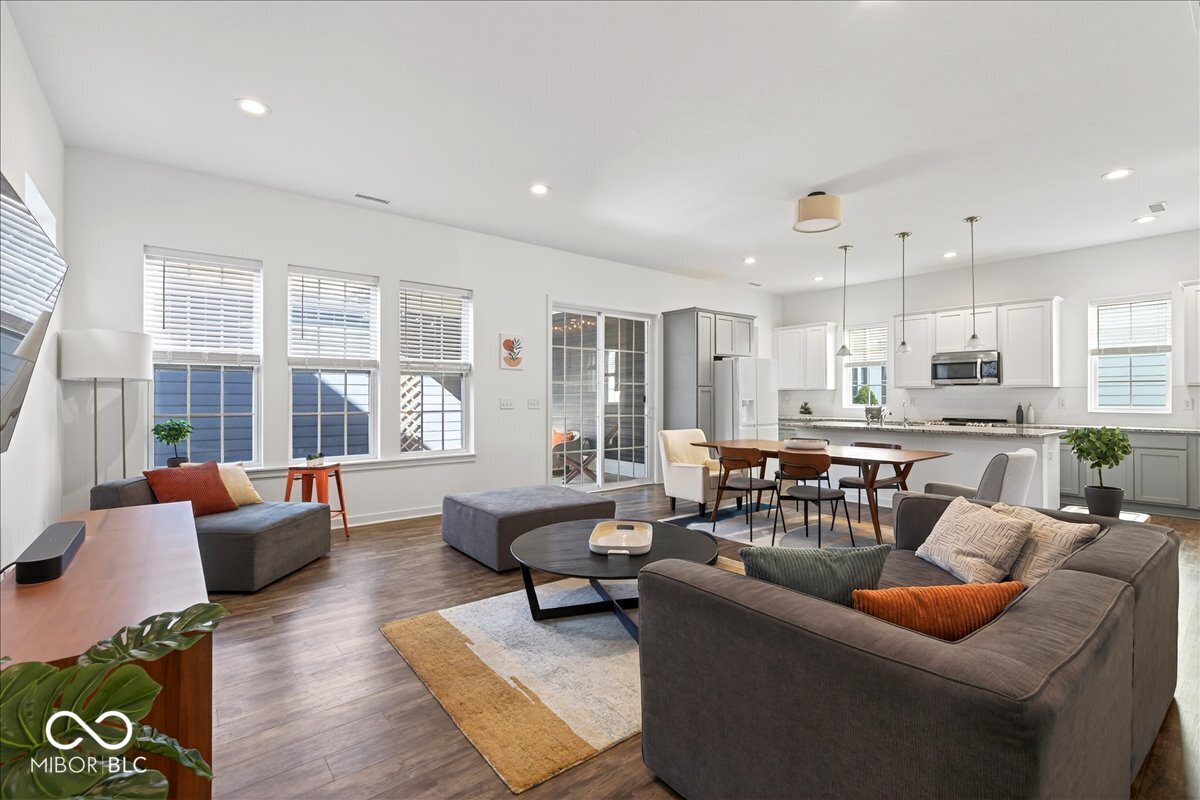 15340 Fenchurch Drive