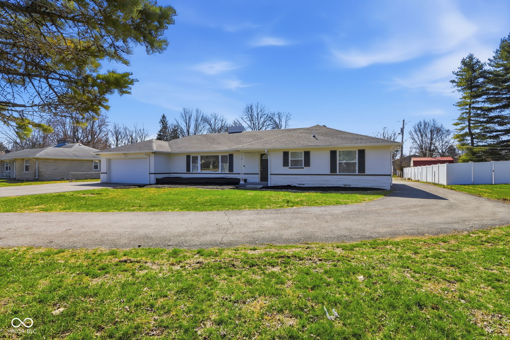 4315 E 42nd Street E