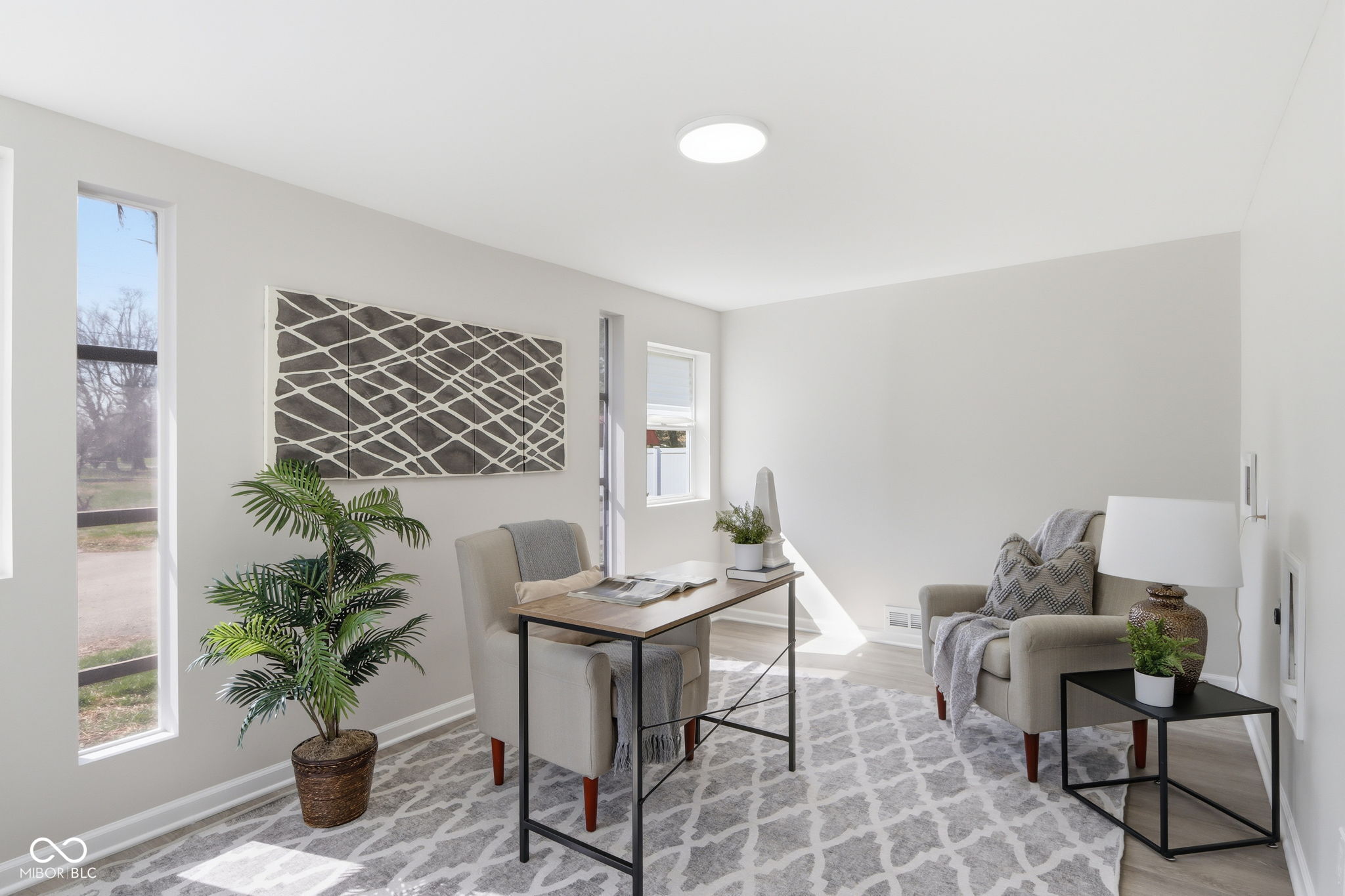 4315 E 42nd Street E