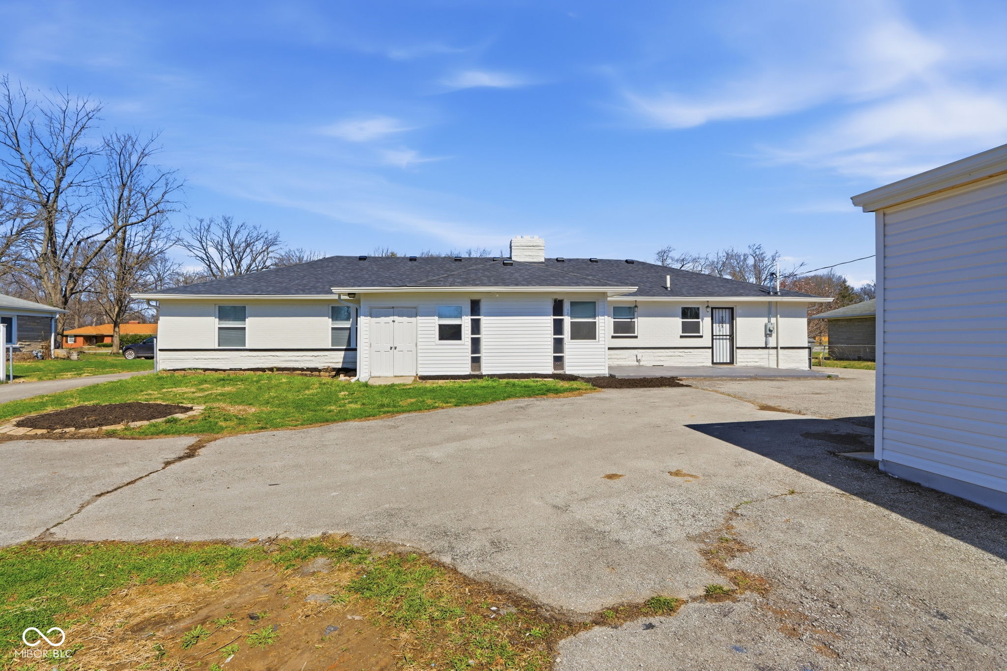 4315 E 42nd Street E