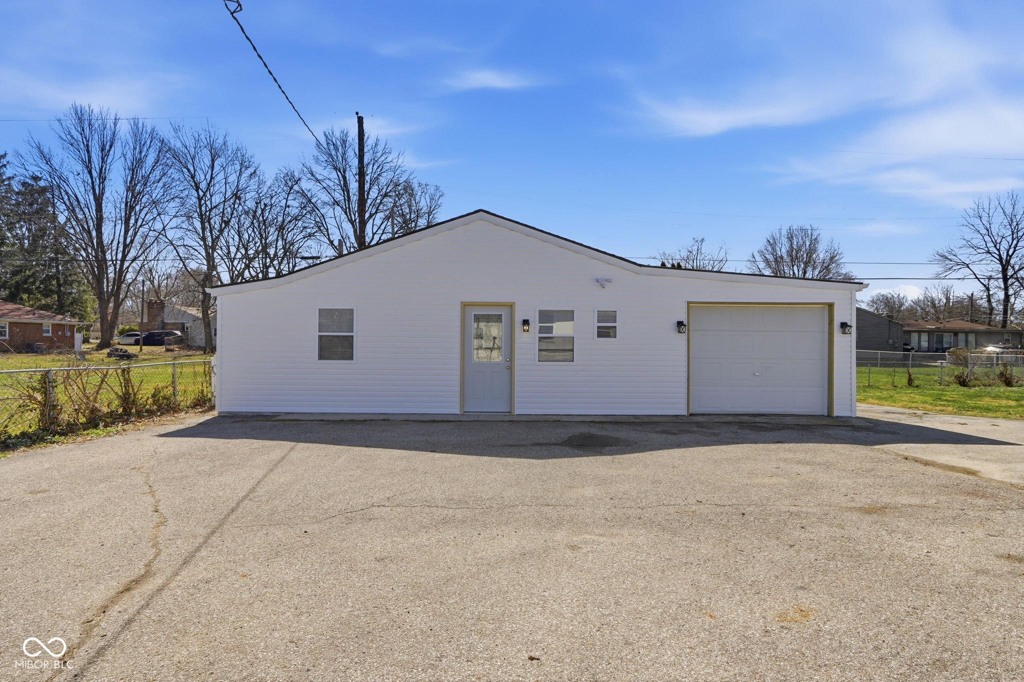 4315 E 42nd Street E