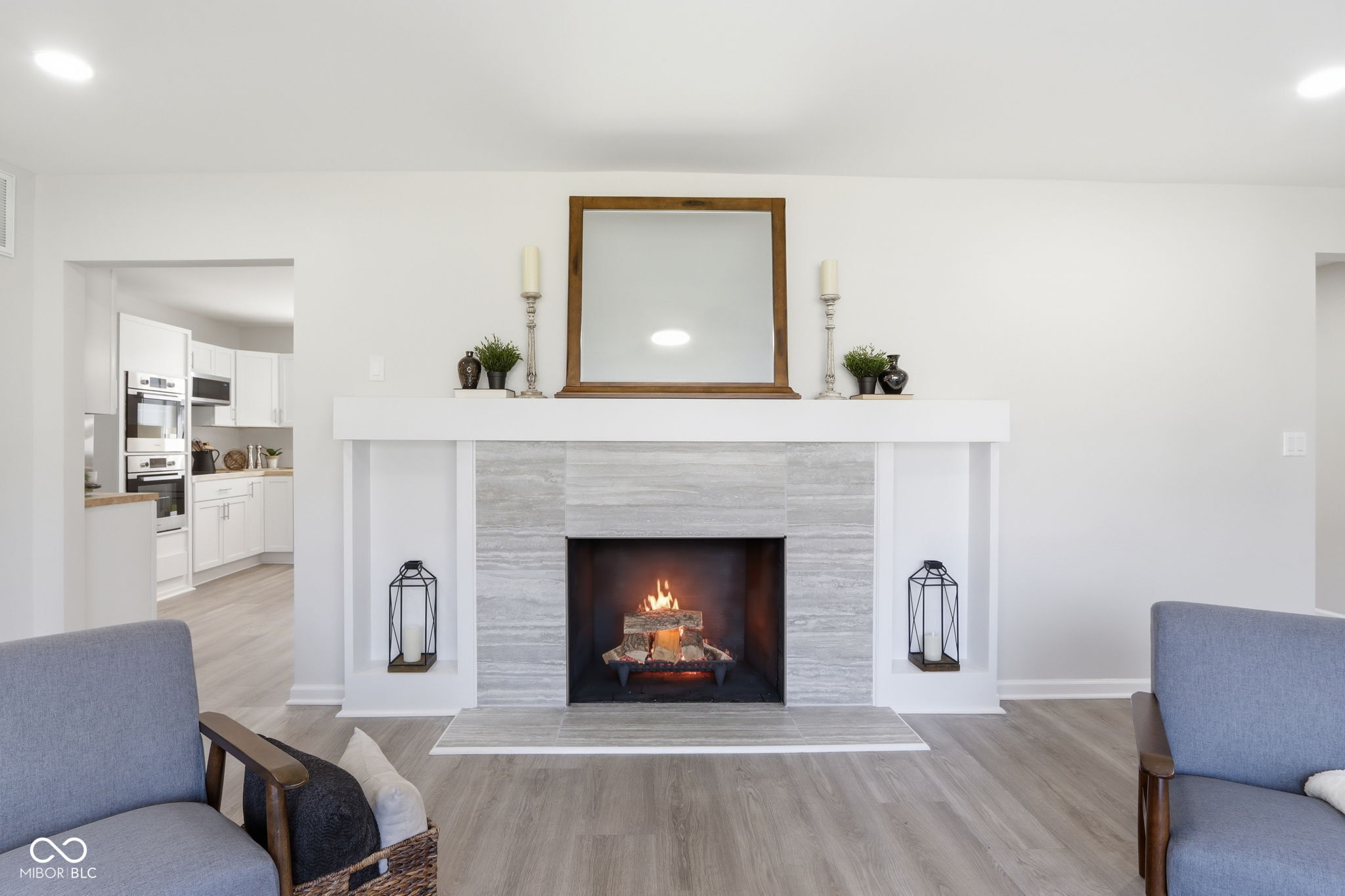 4315 E 42nd Street E