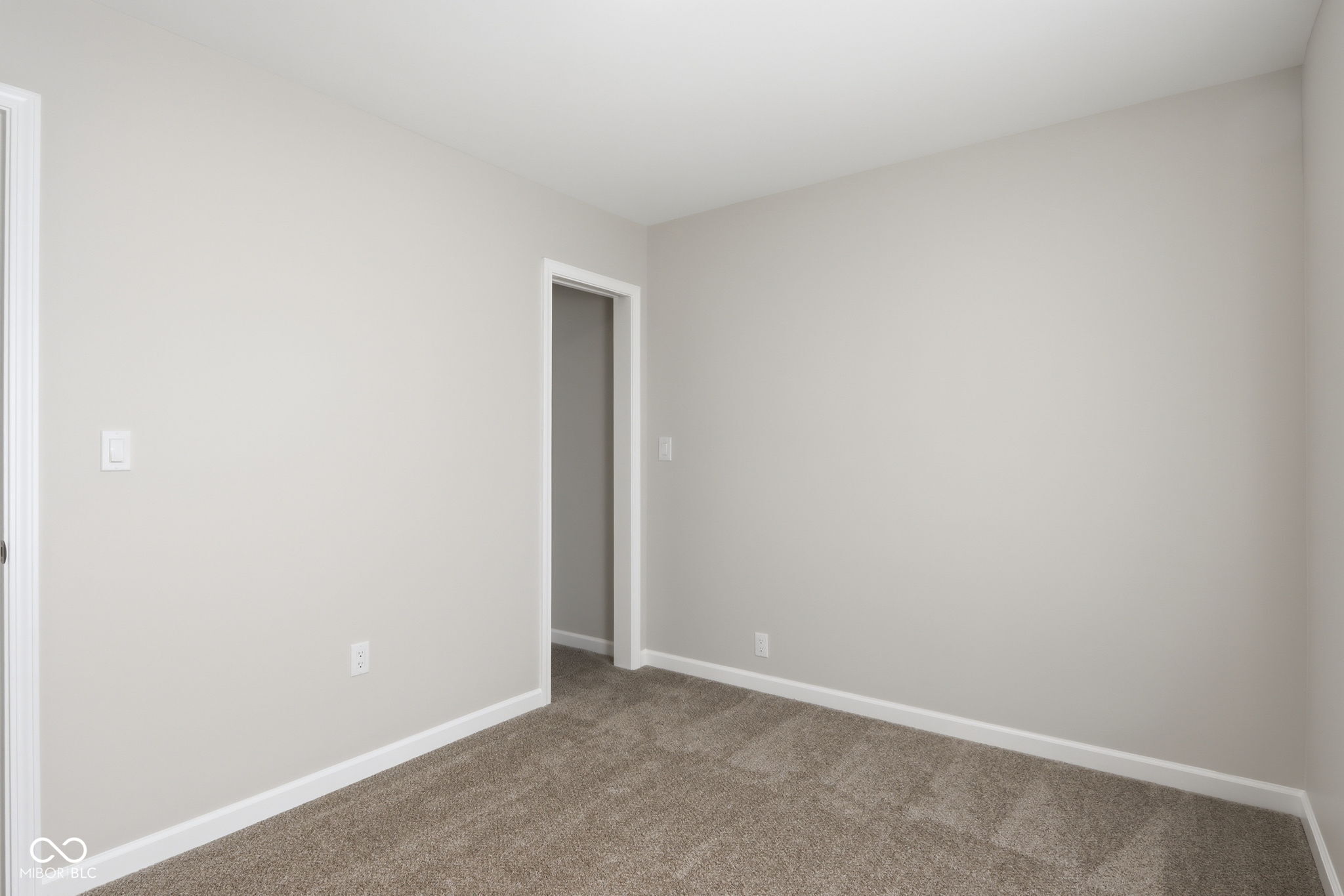 4315 E 42nd Street E