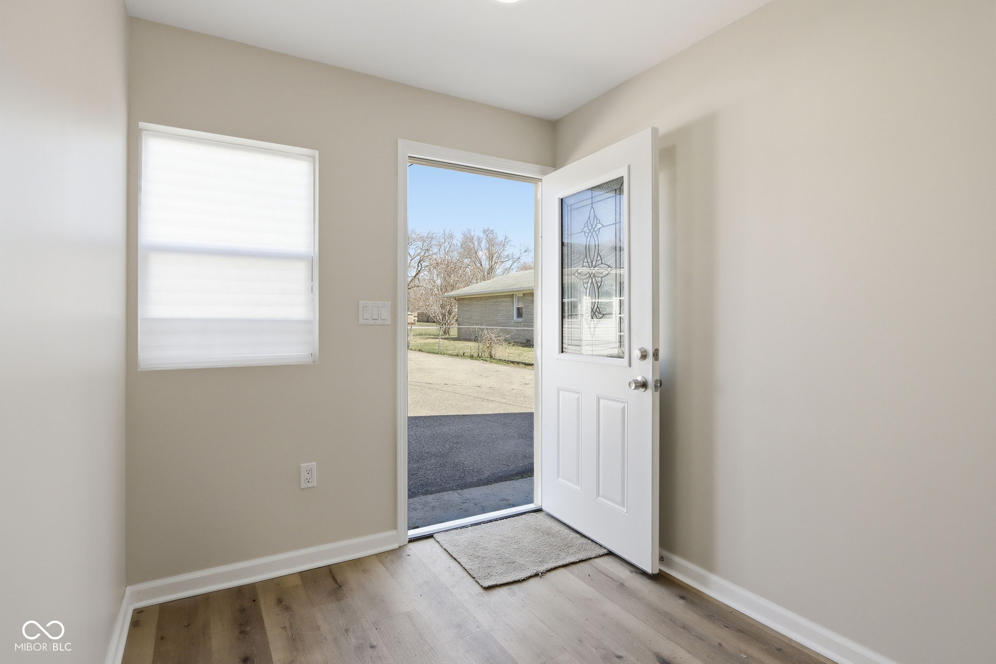 4315 E 42nd Street E