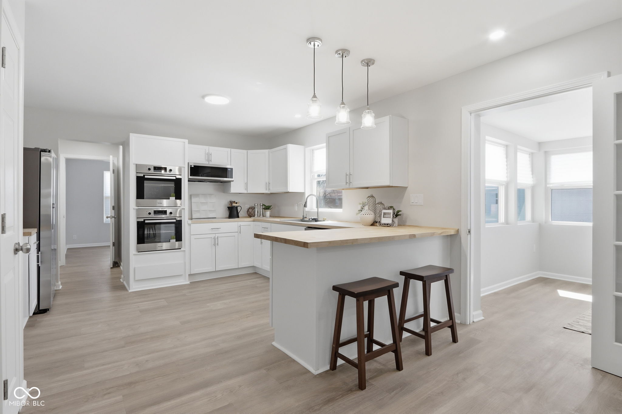 4315 E 42nd Street E