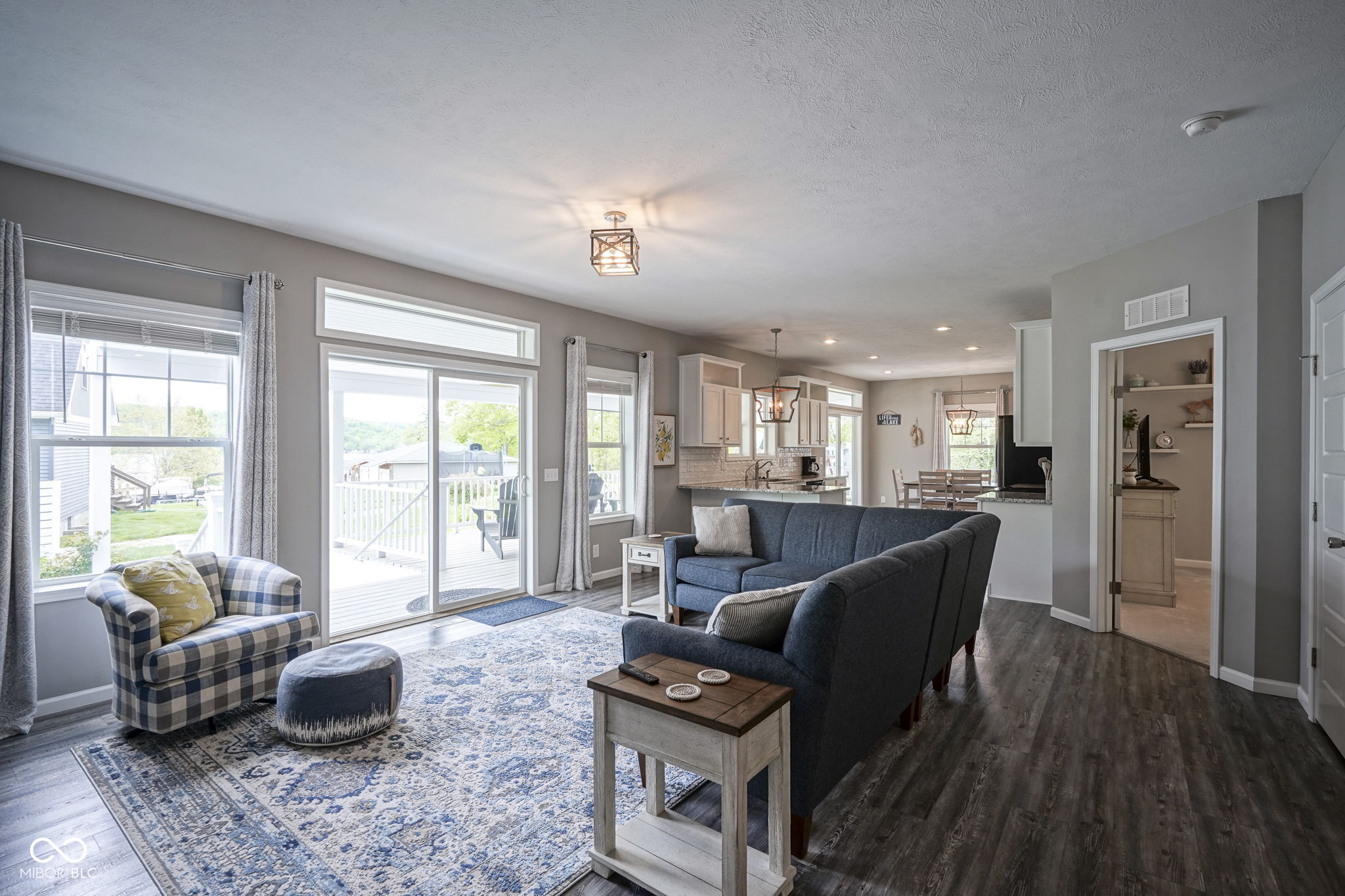 9548 E Northshore Drive