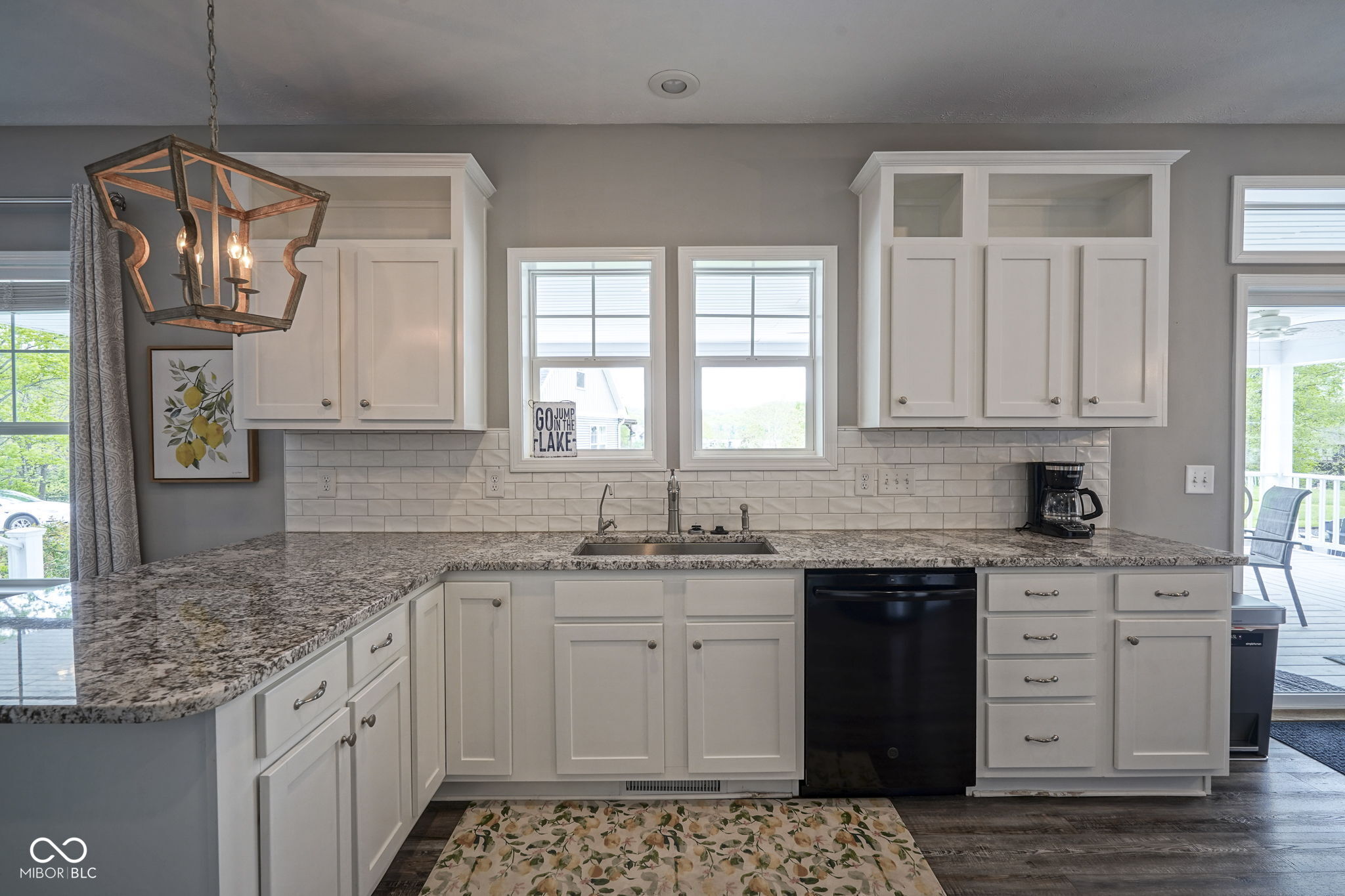 9548 E Northshore Drive