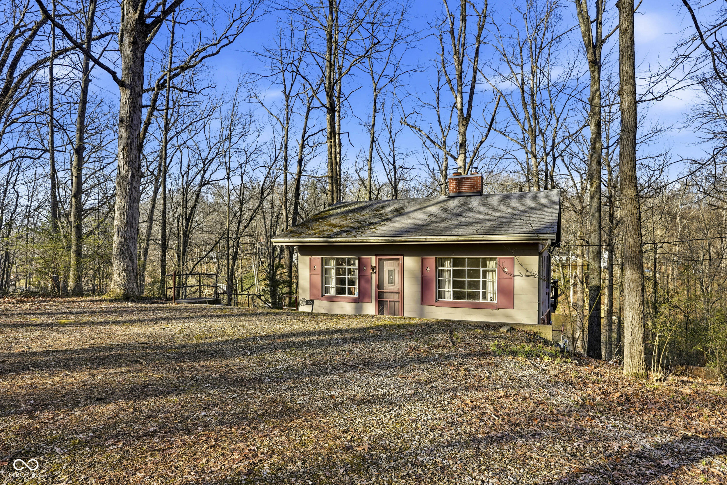 427 W Greenwalt Drive