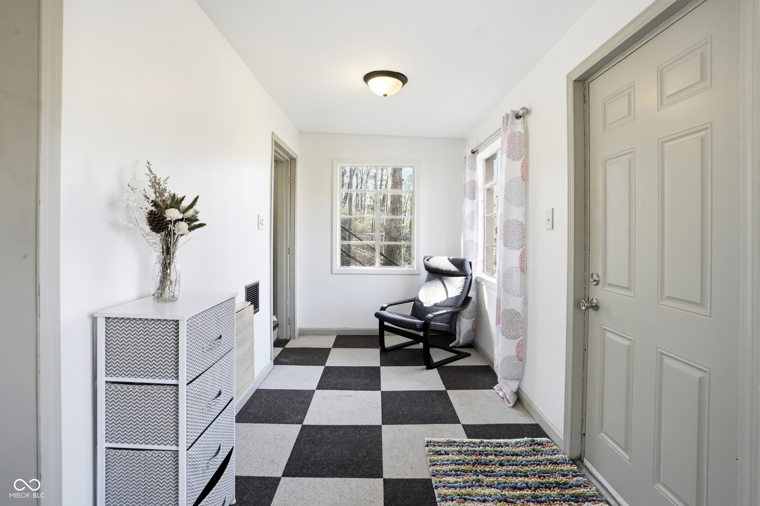 427 W Greenwalt Drive