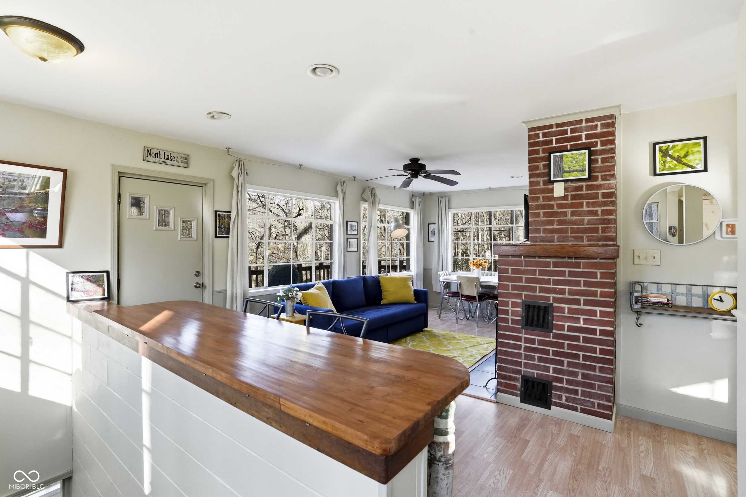 427 W Greenwalt Drive