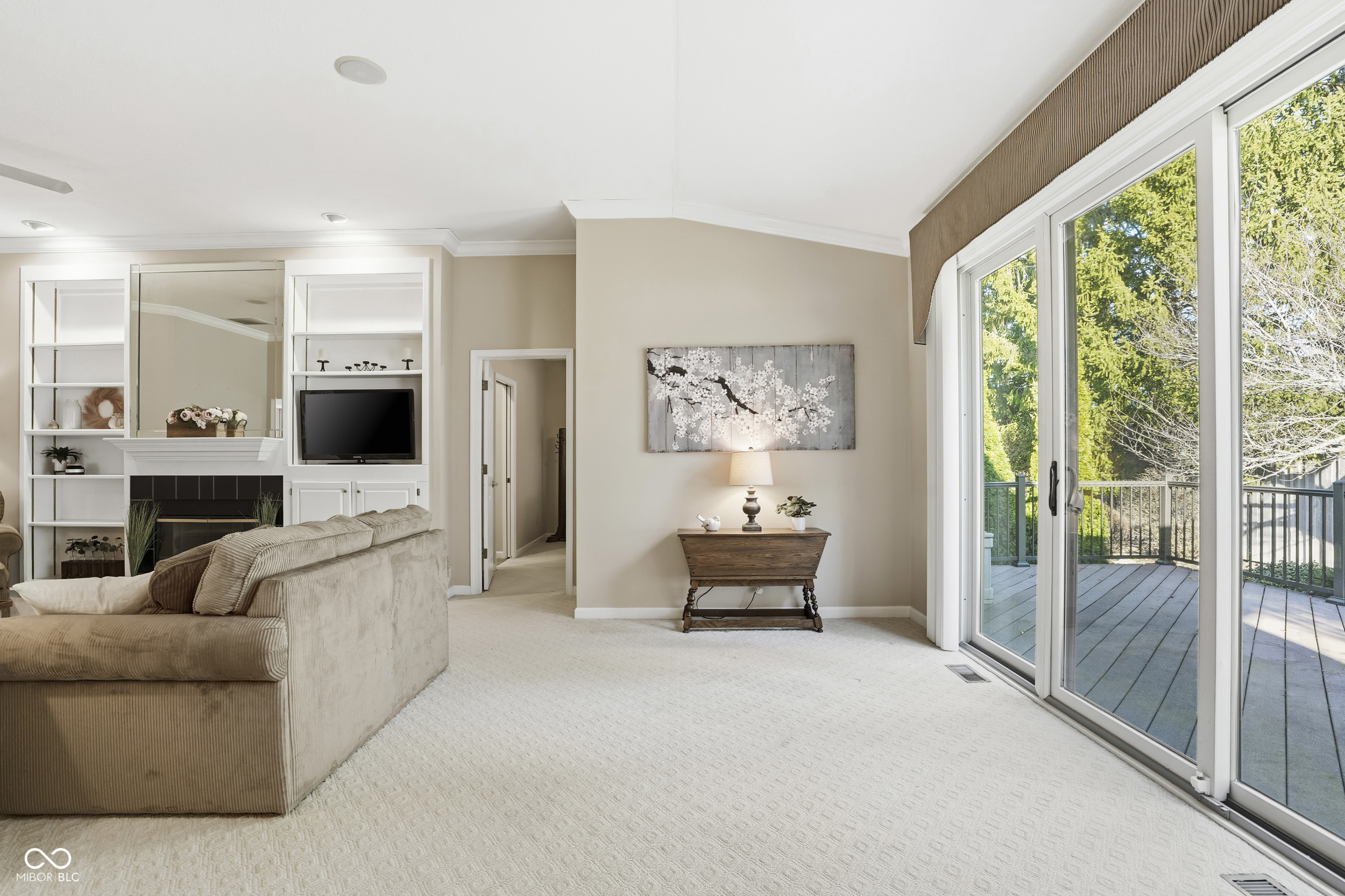 1624 Foxmere Boulevard