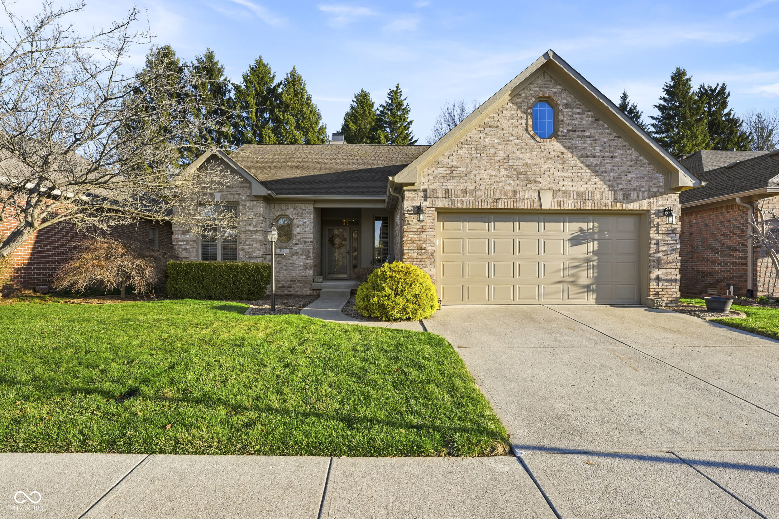 1624 Foxmere Boulevard