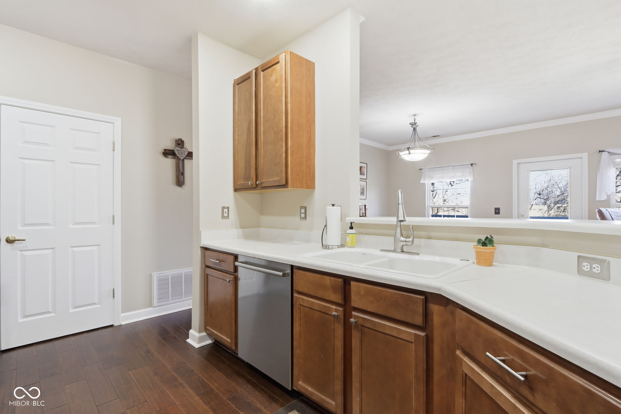 1232 Shadow Ridge Road