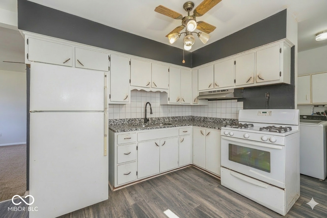 1147 S Chester Avenue