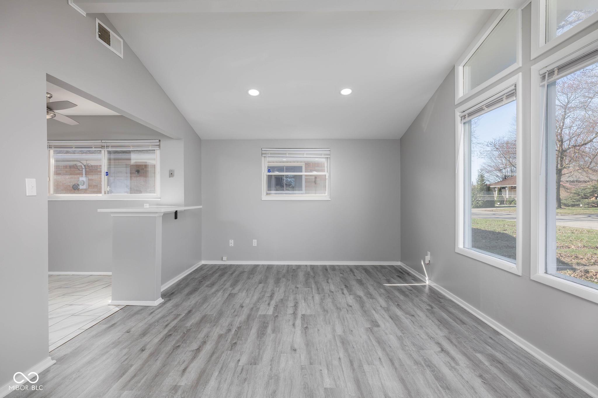 2621 Hillside Avenue