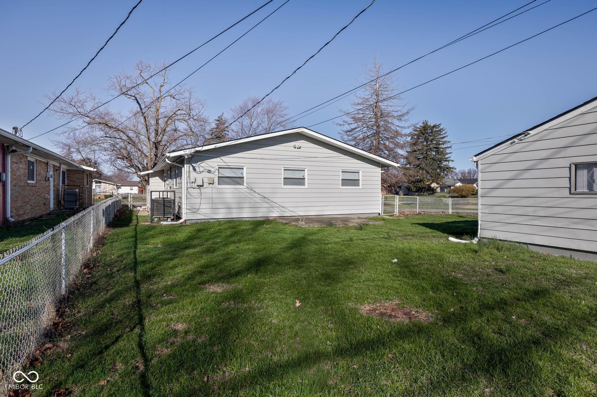 2621 Hillside Avenue