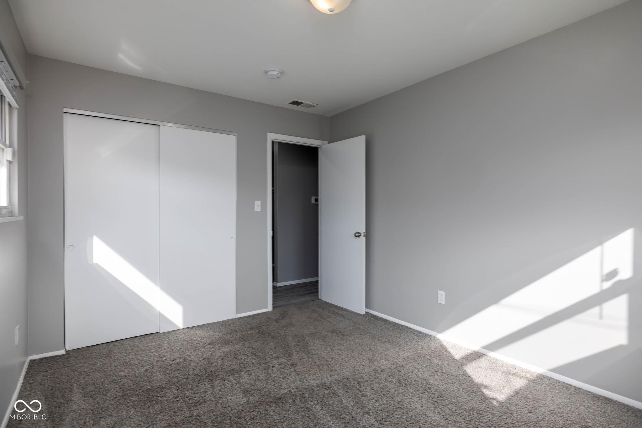 2621 Hillside Avenue