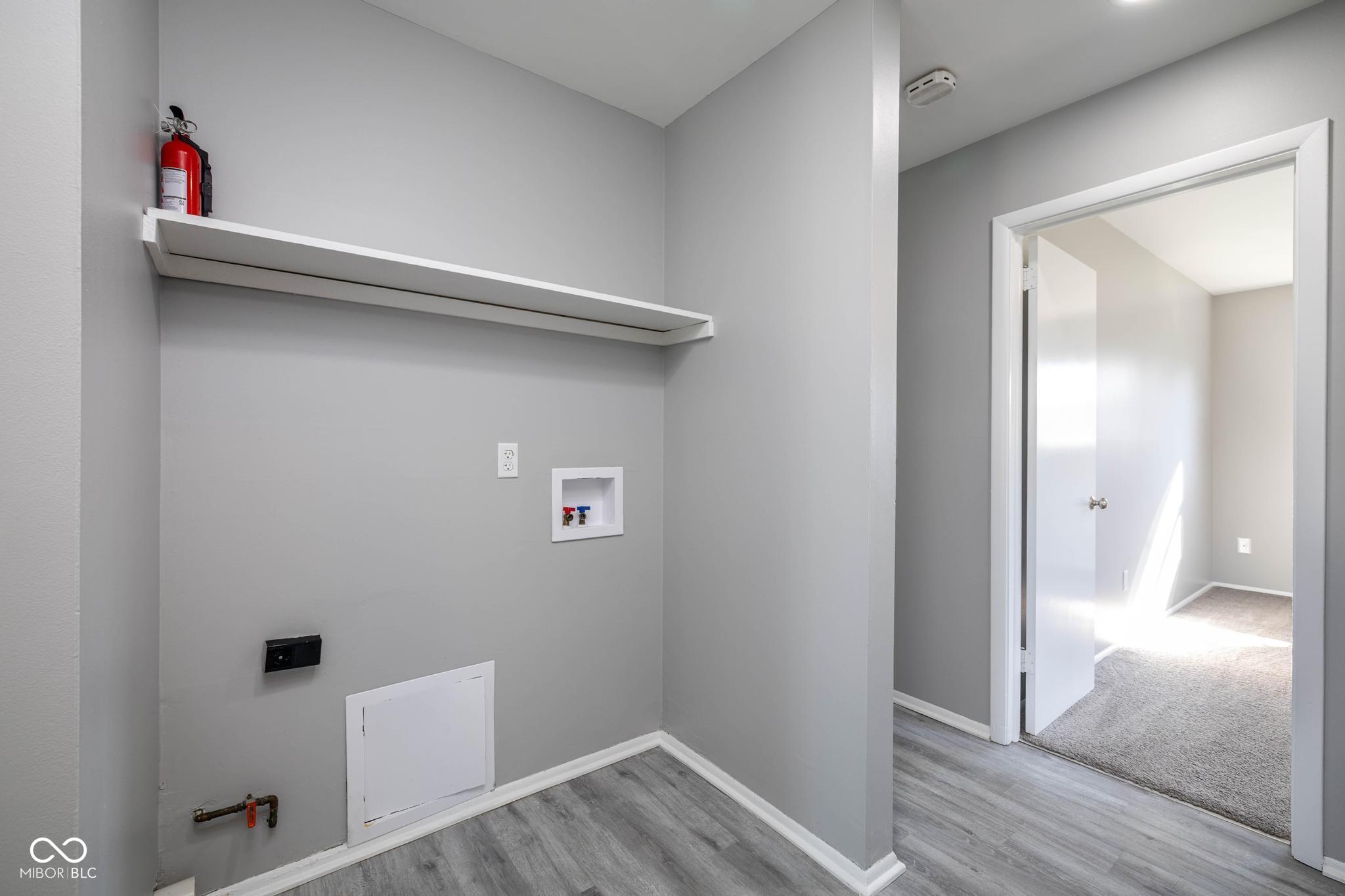 2621 Hillside Avenue