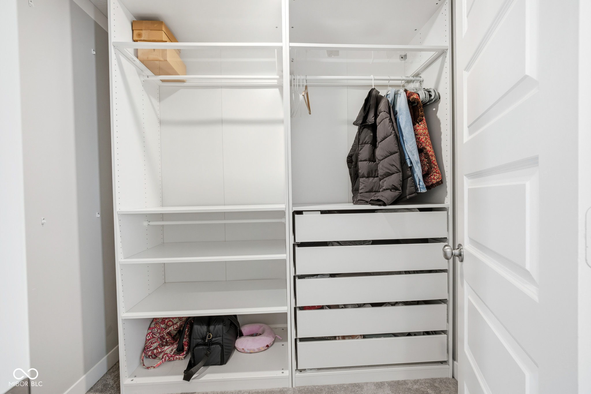 5401 W Stream Drive