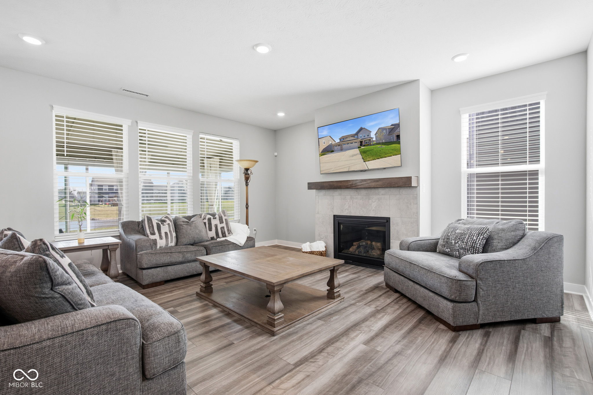 5401 W Stream Drive