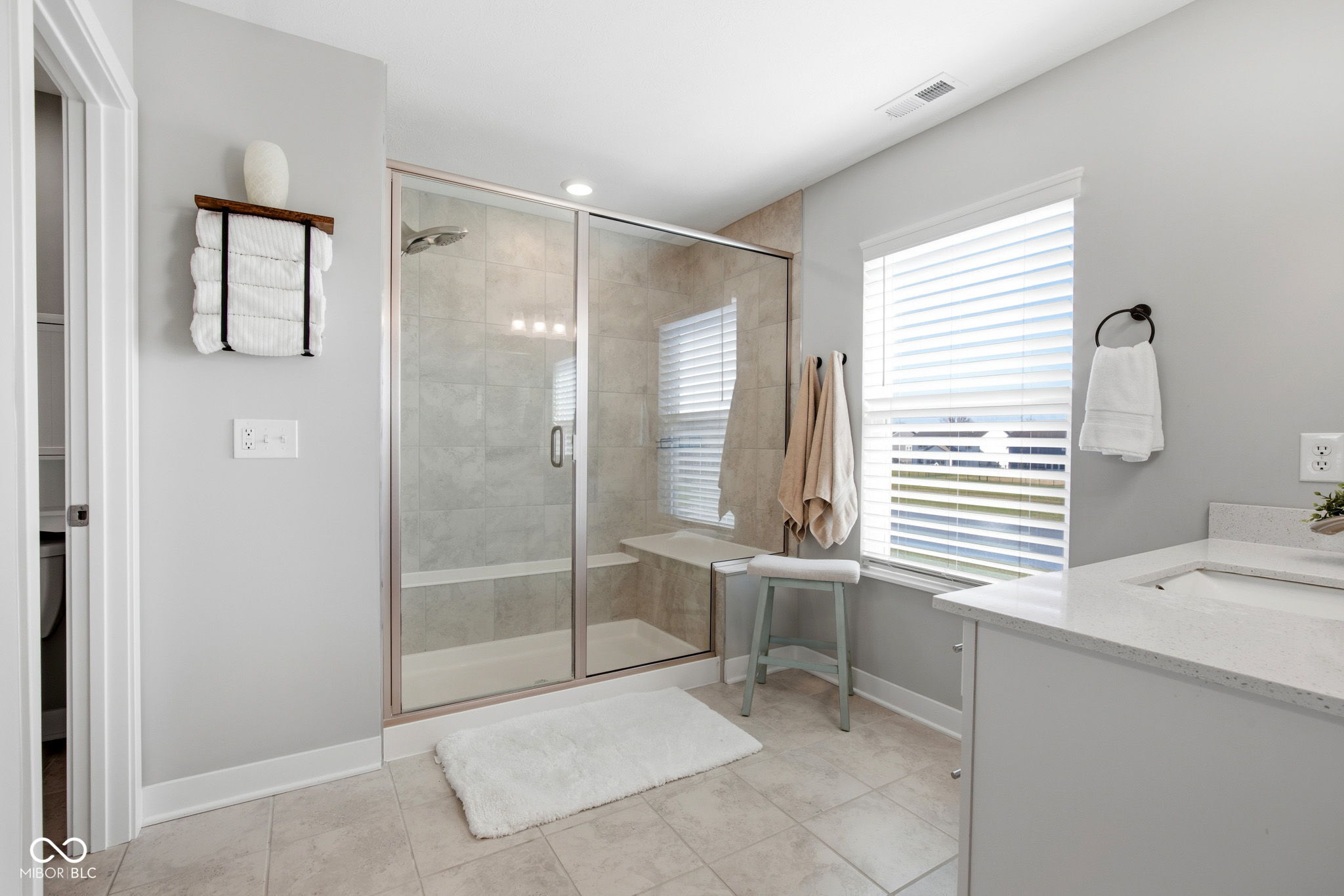 5401 W Stream Drive