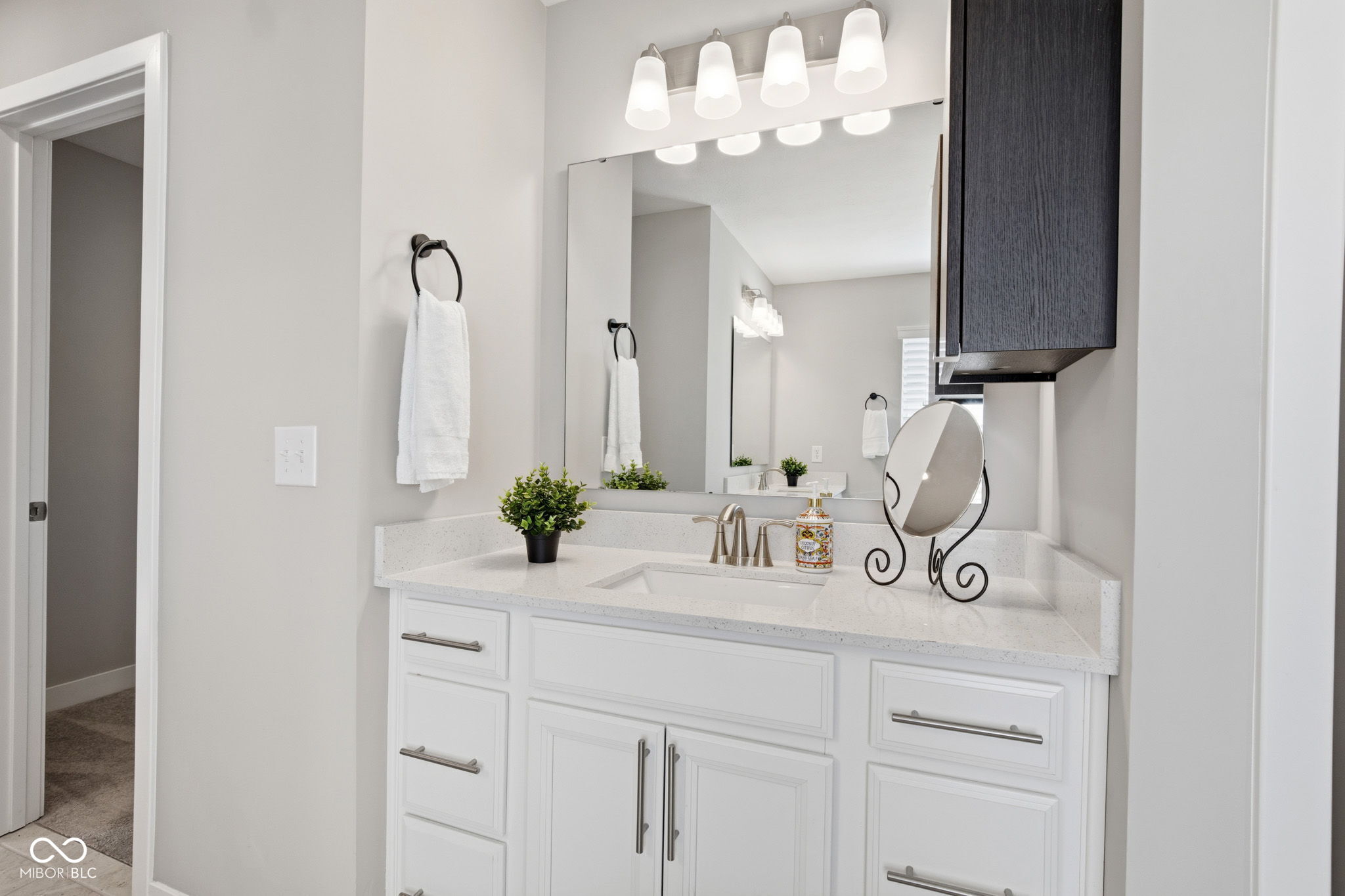 5401 W Stream Drive