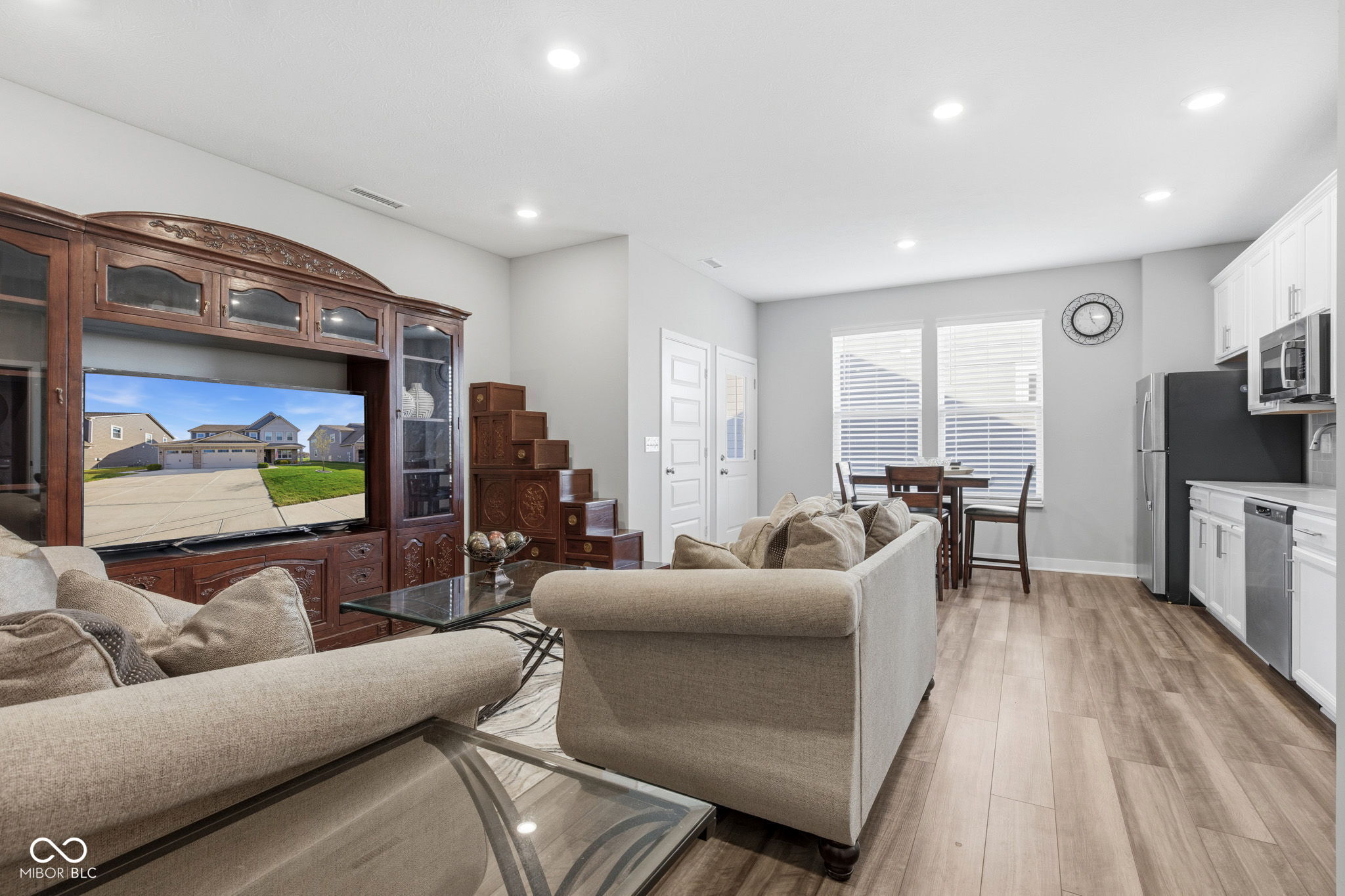 5401 W Stream Drive