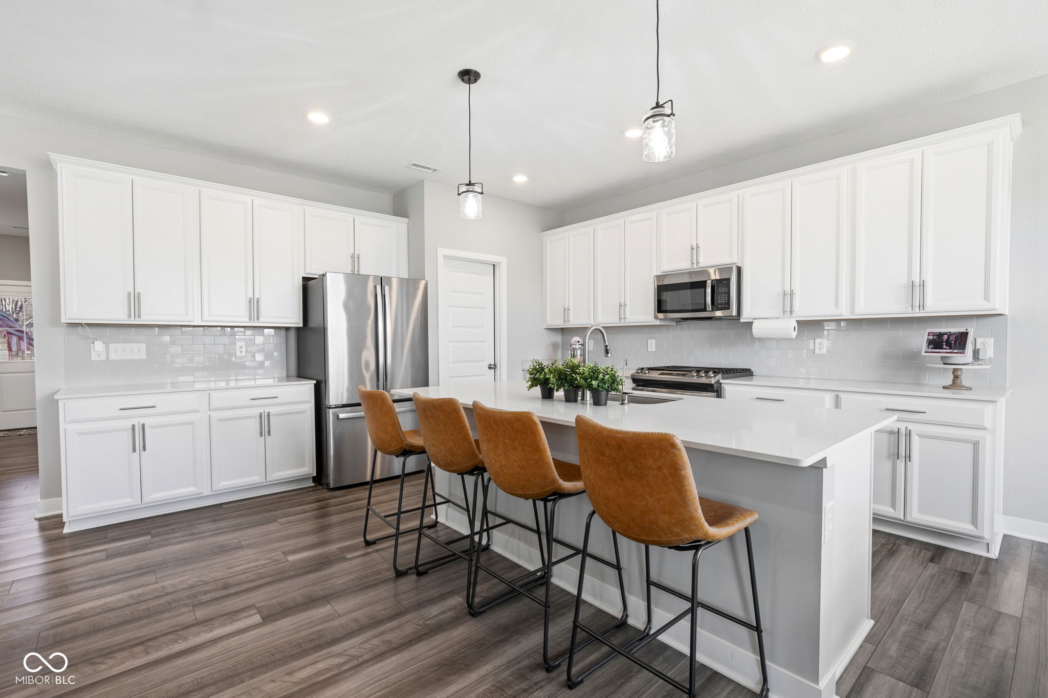 5401 W Stream Drive