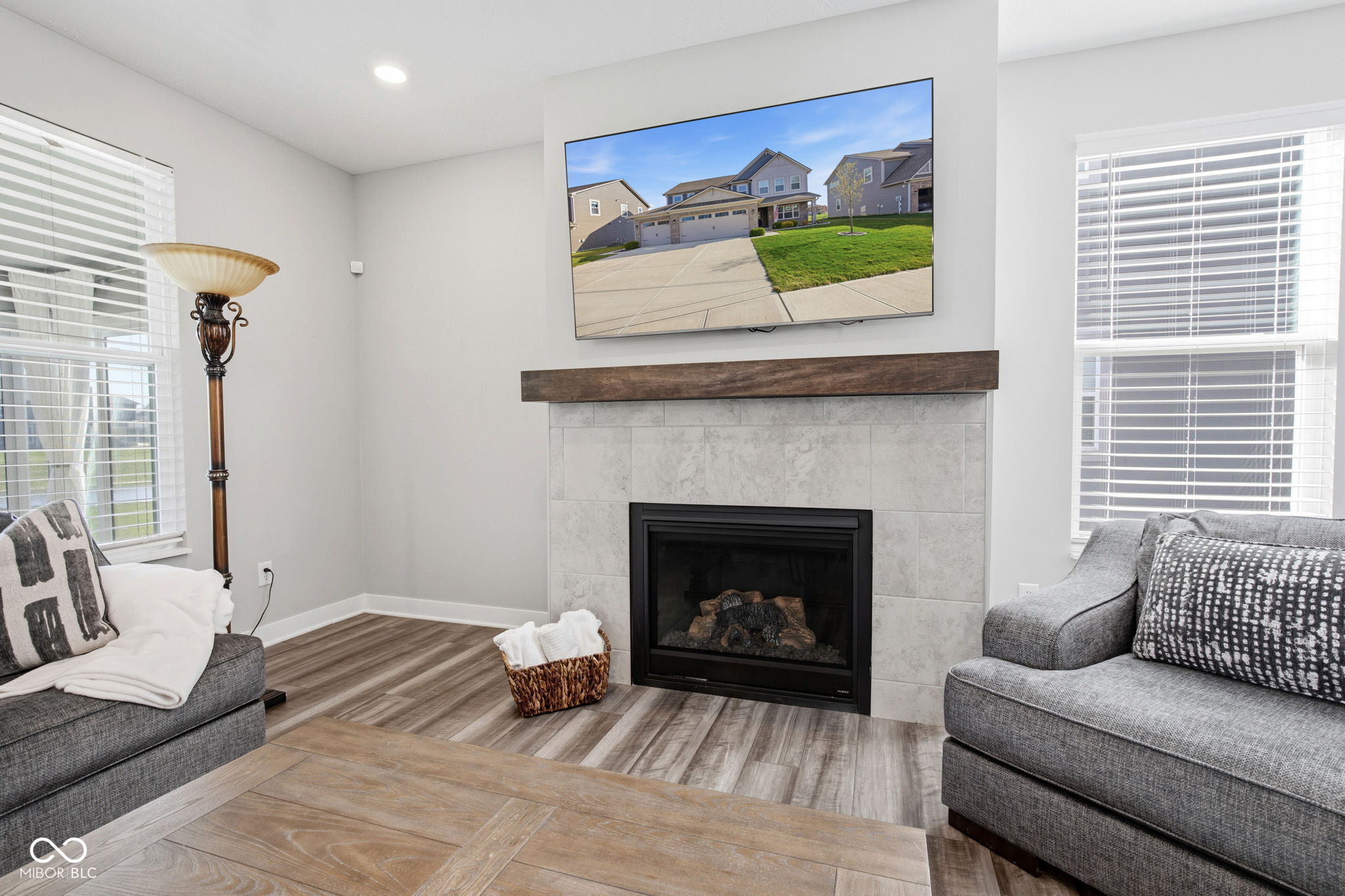 5401 W Stream Drive