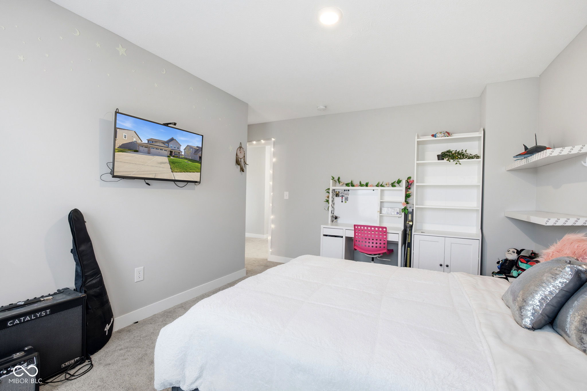 5401 W Stream Drive