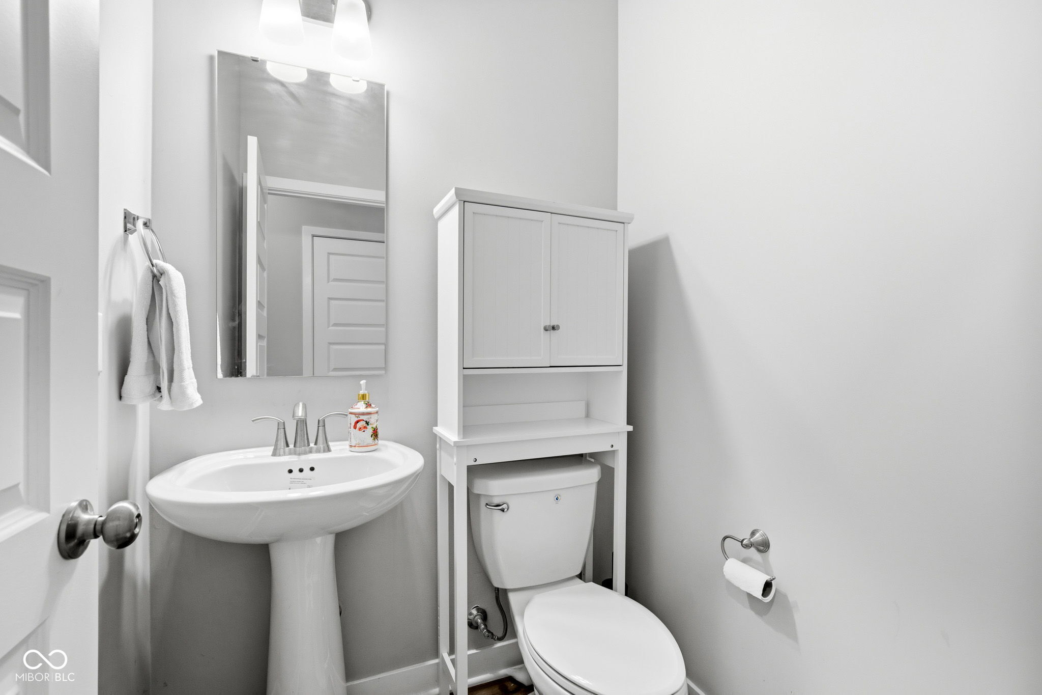 5401 W Stream Drive