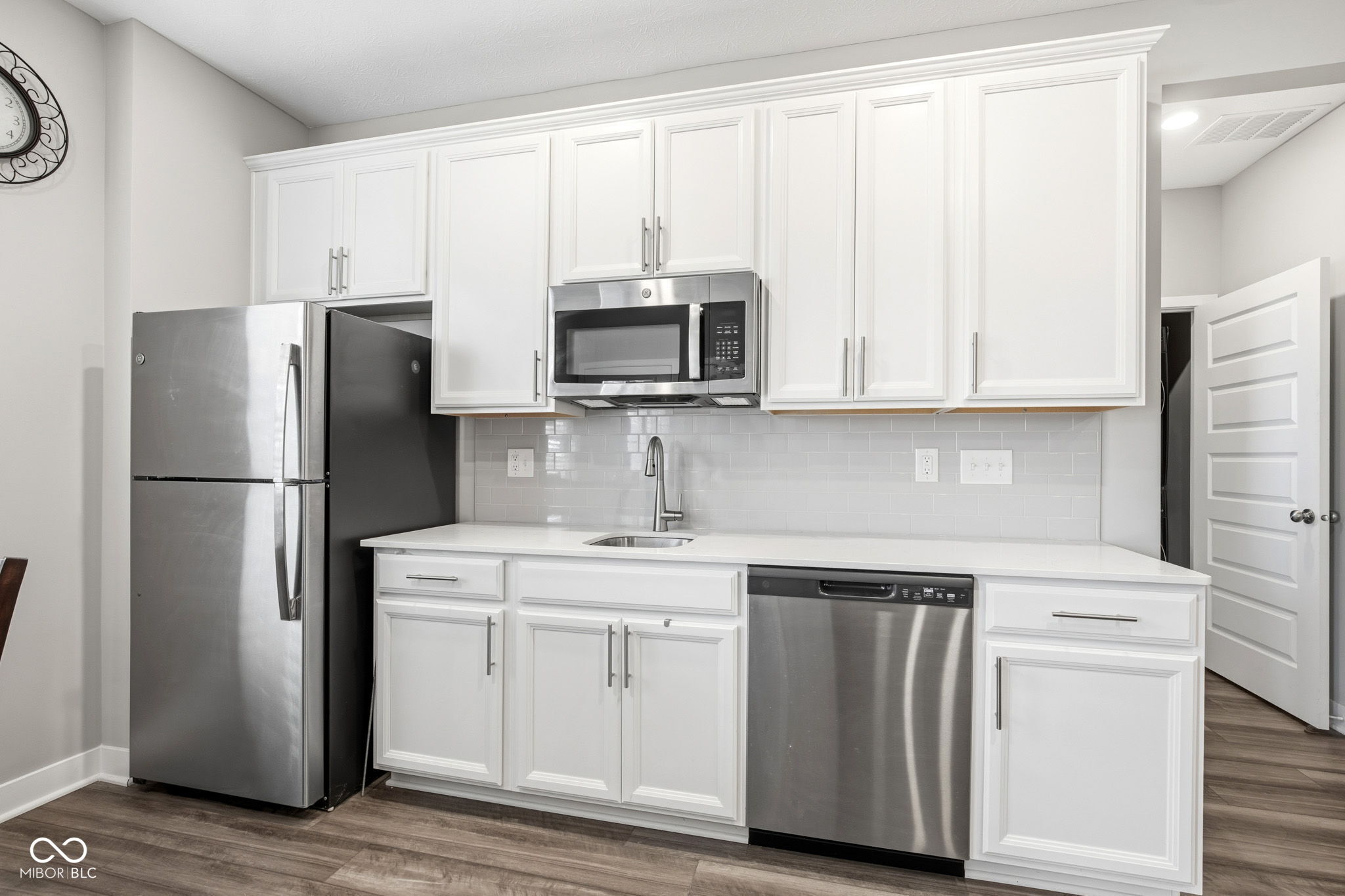 5401 W Stream Drive