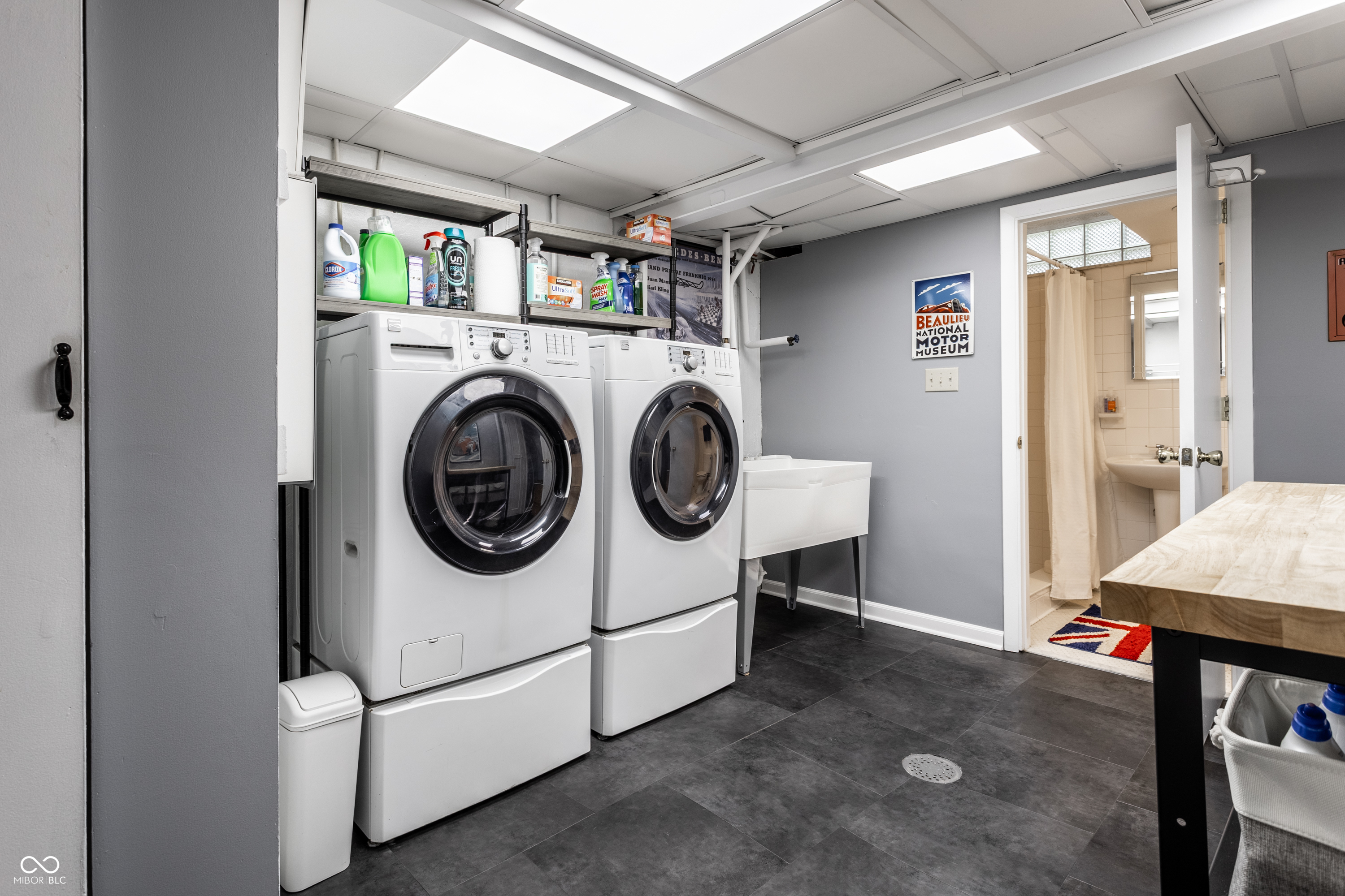 4136 N Meridian Street