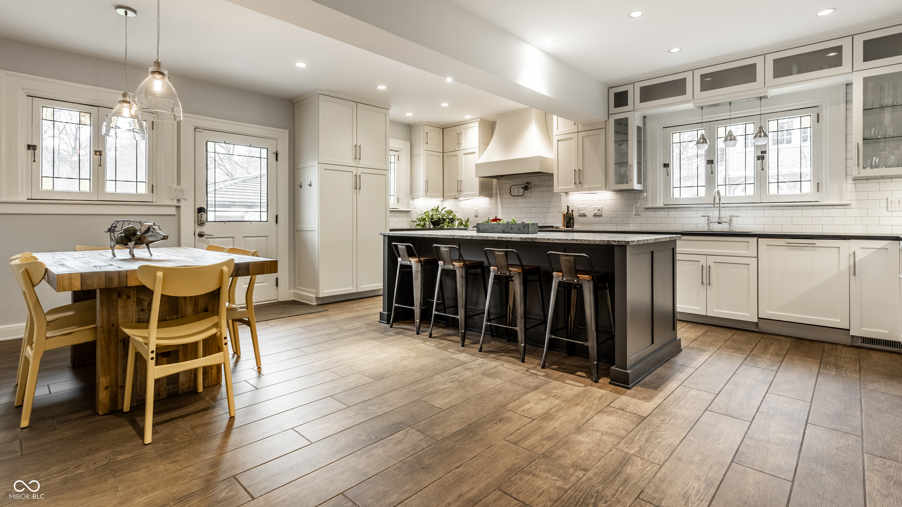 4136 N Meridian Street