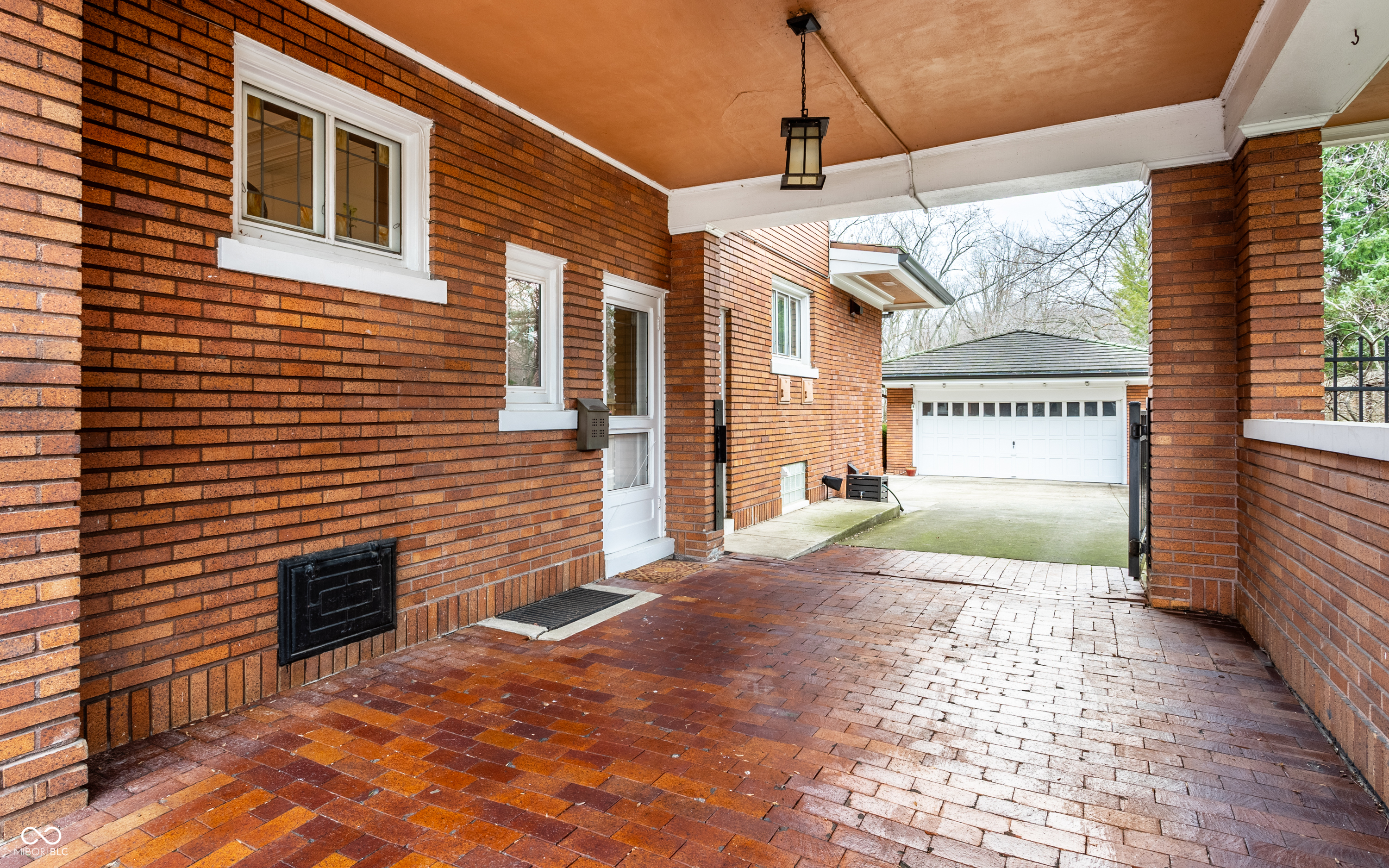 4136 N Meridian Street