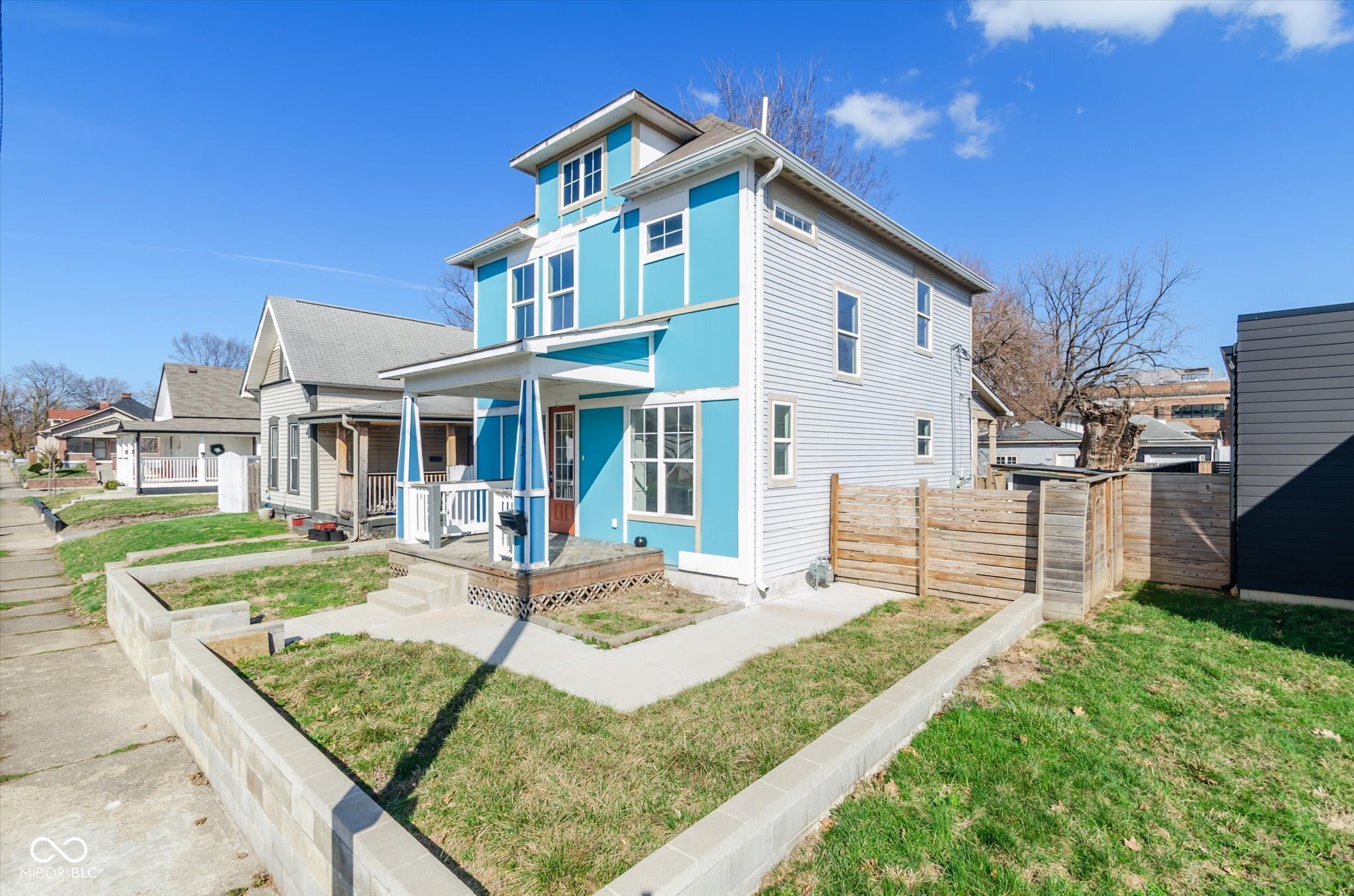 543 N Temple Avenue