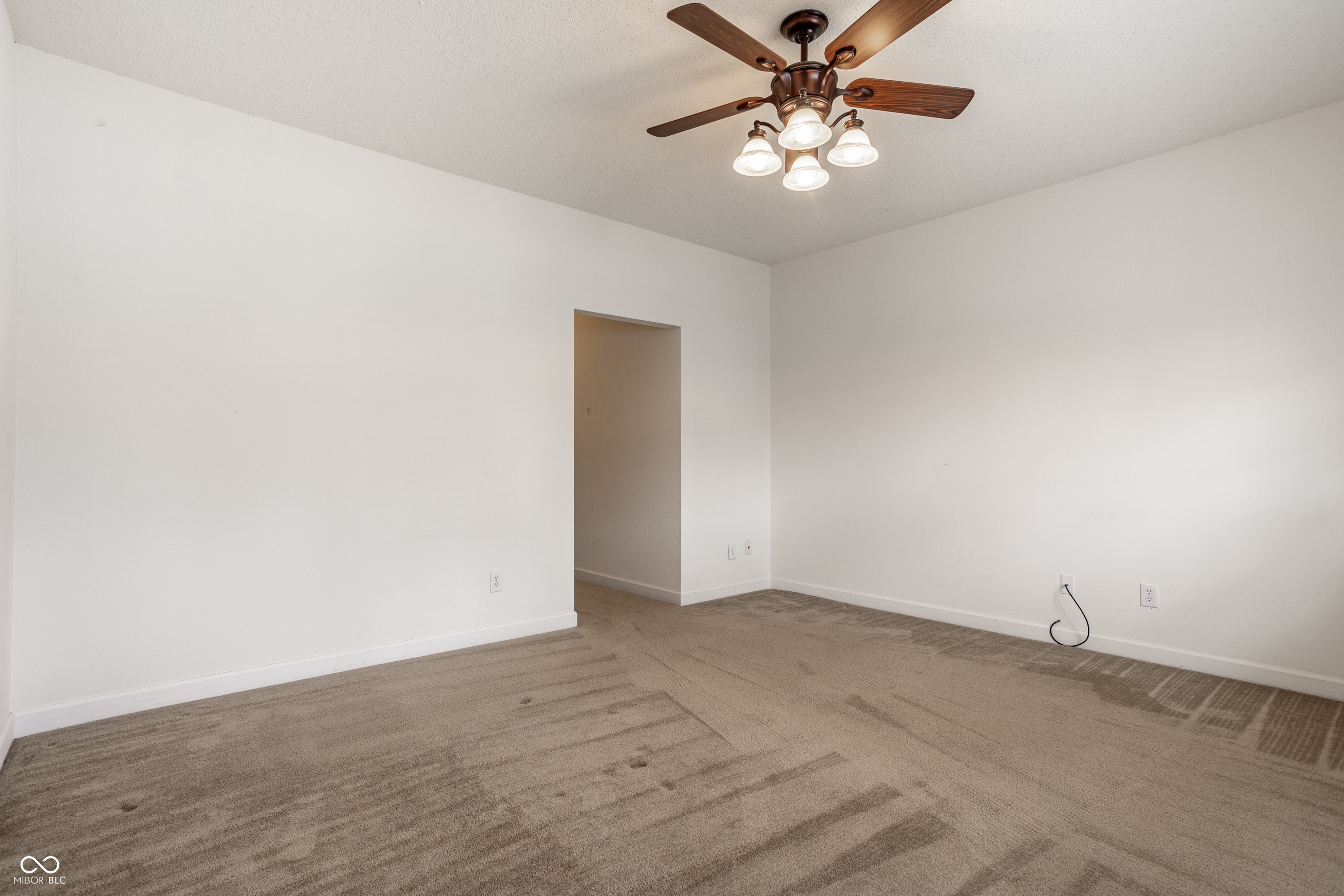 8122 Sand Ridge Circle