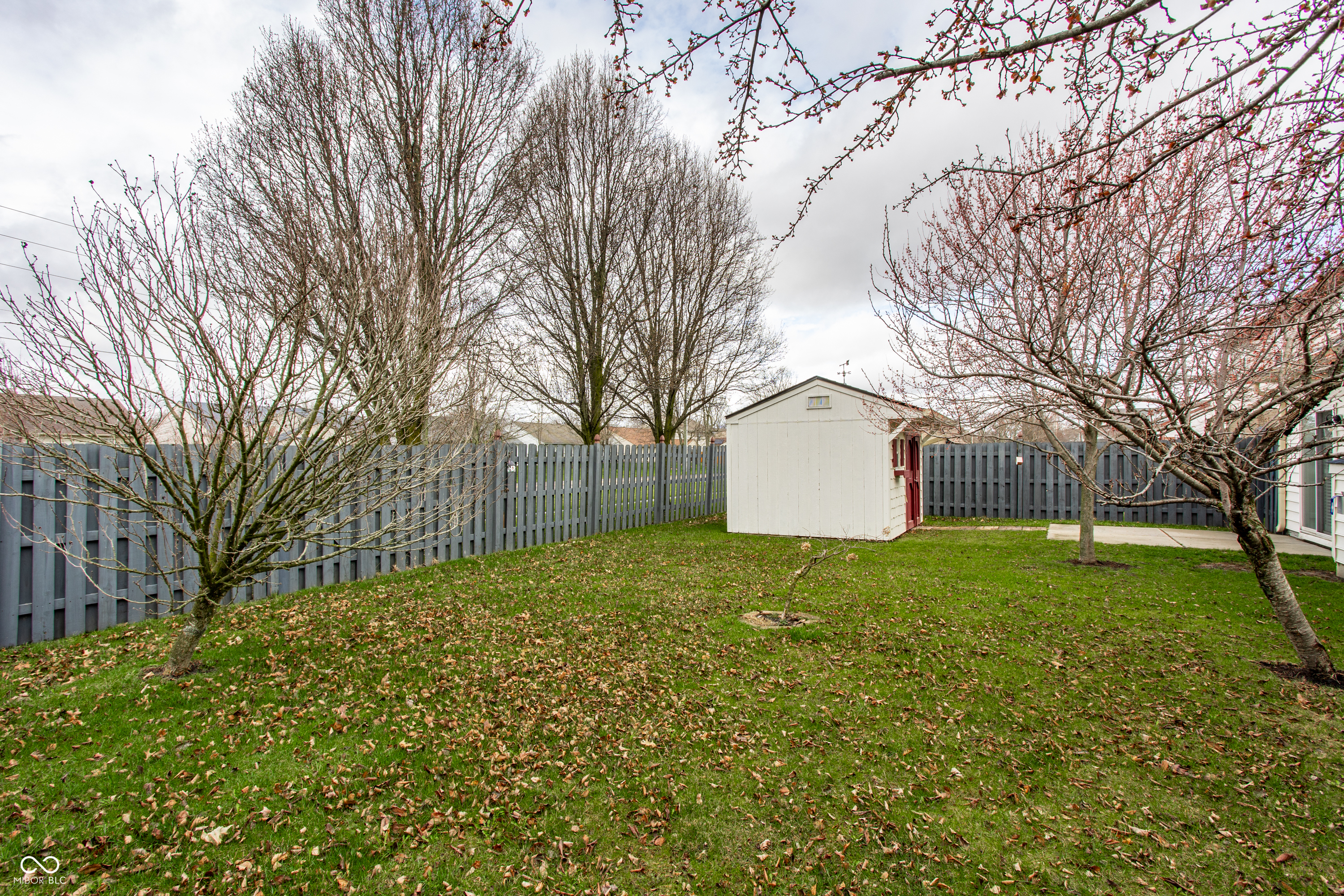 8122 Sand Ridge Circle