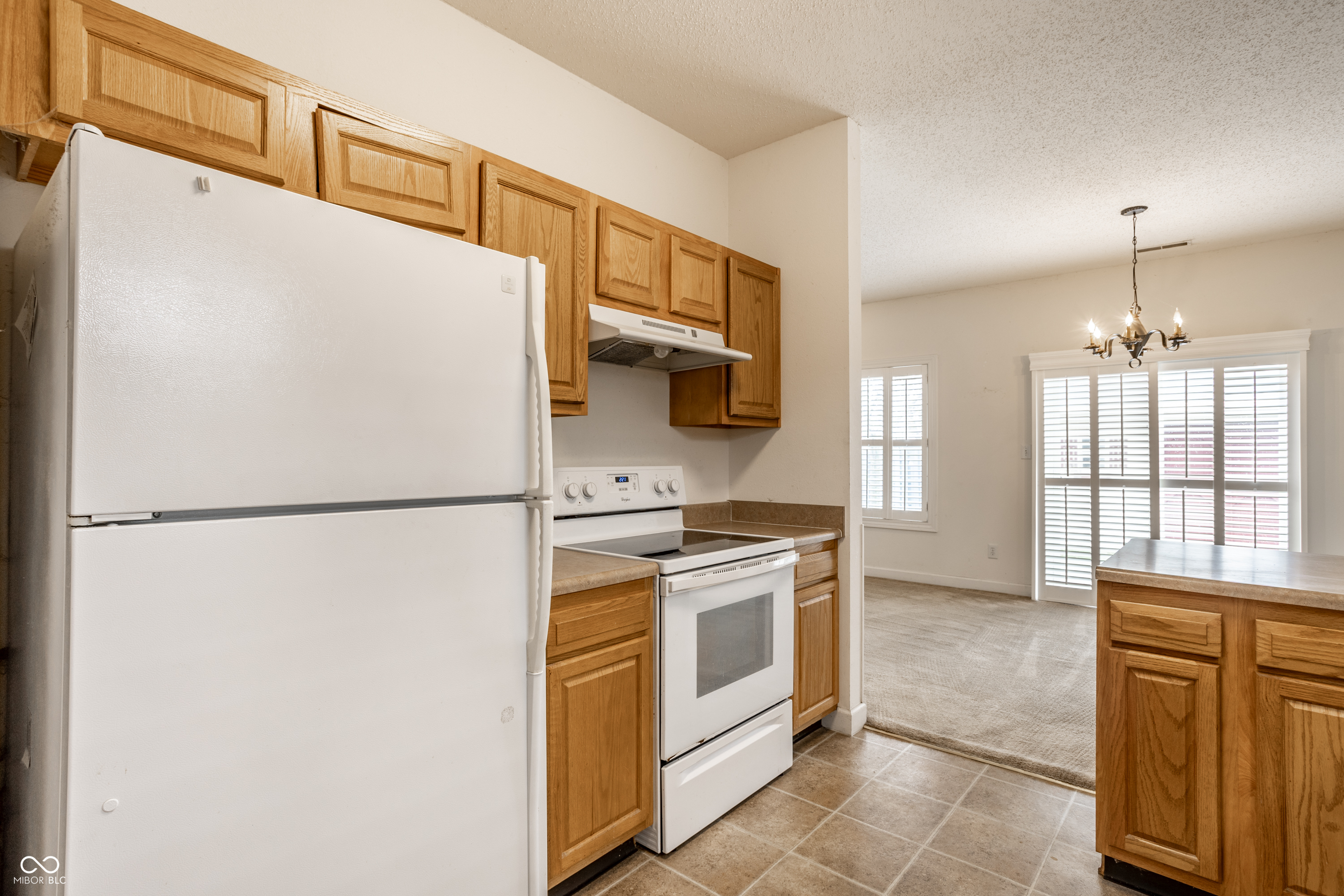 8122 Sand Ridge Circle