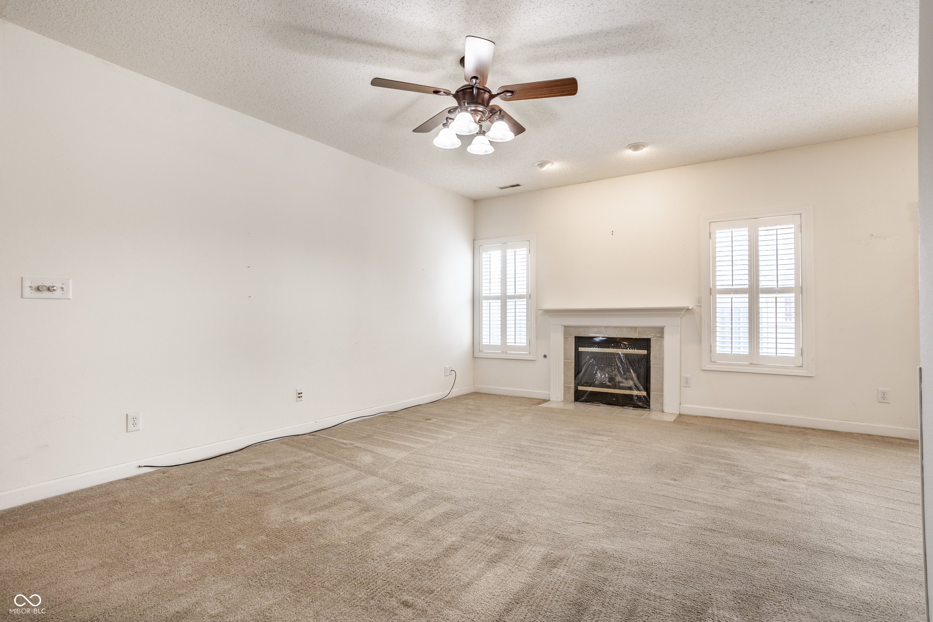 8122 Sand Ridge Circle