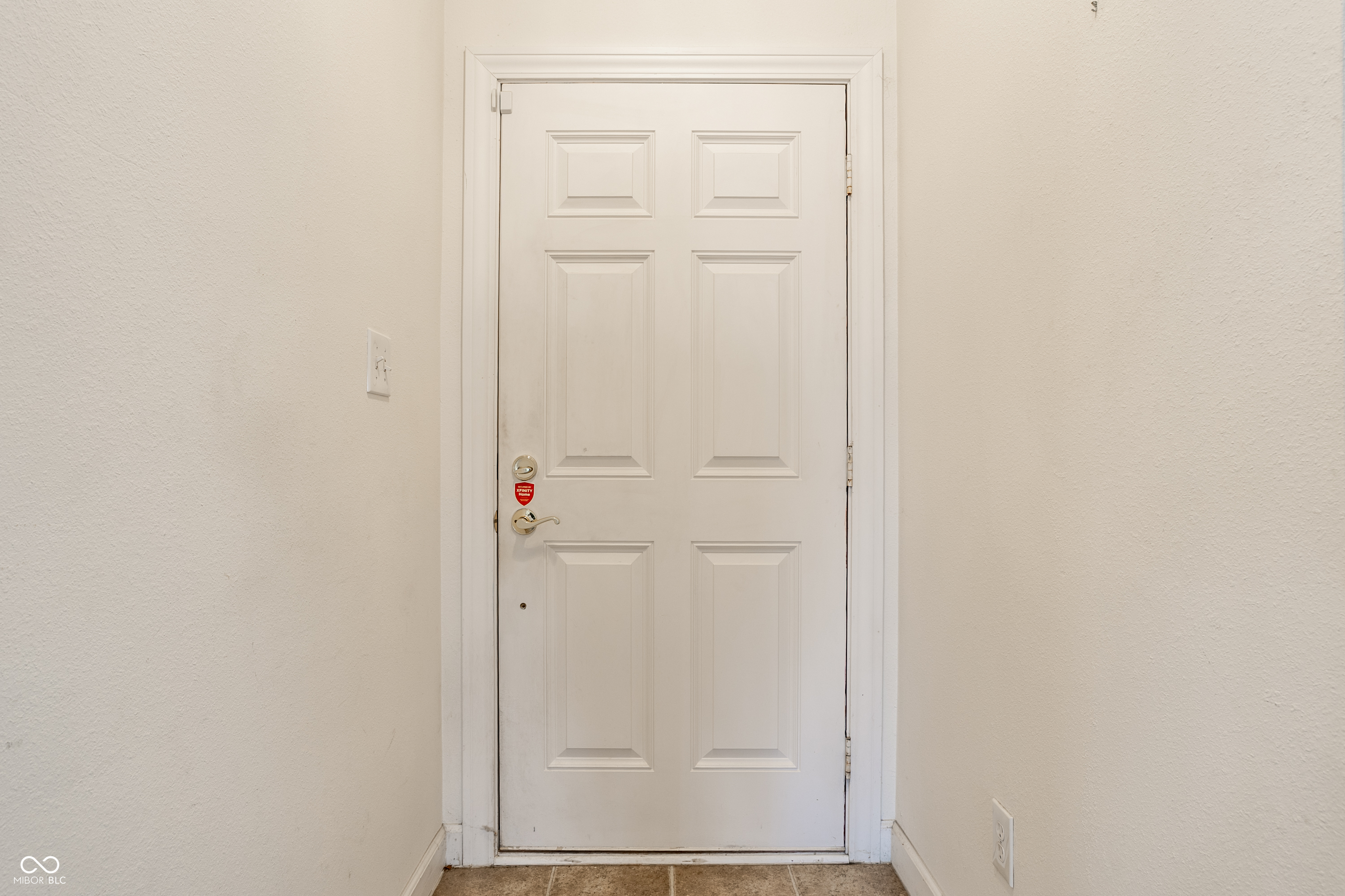 8122 Sand Ridge Circle